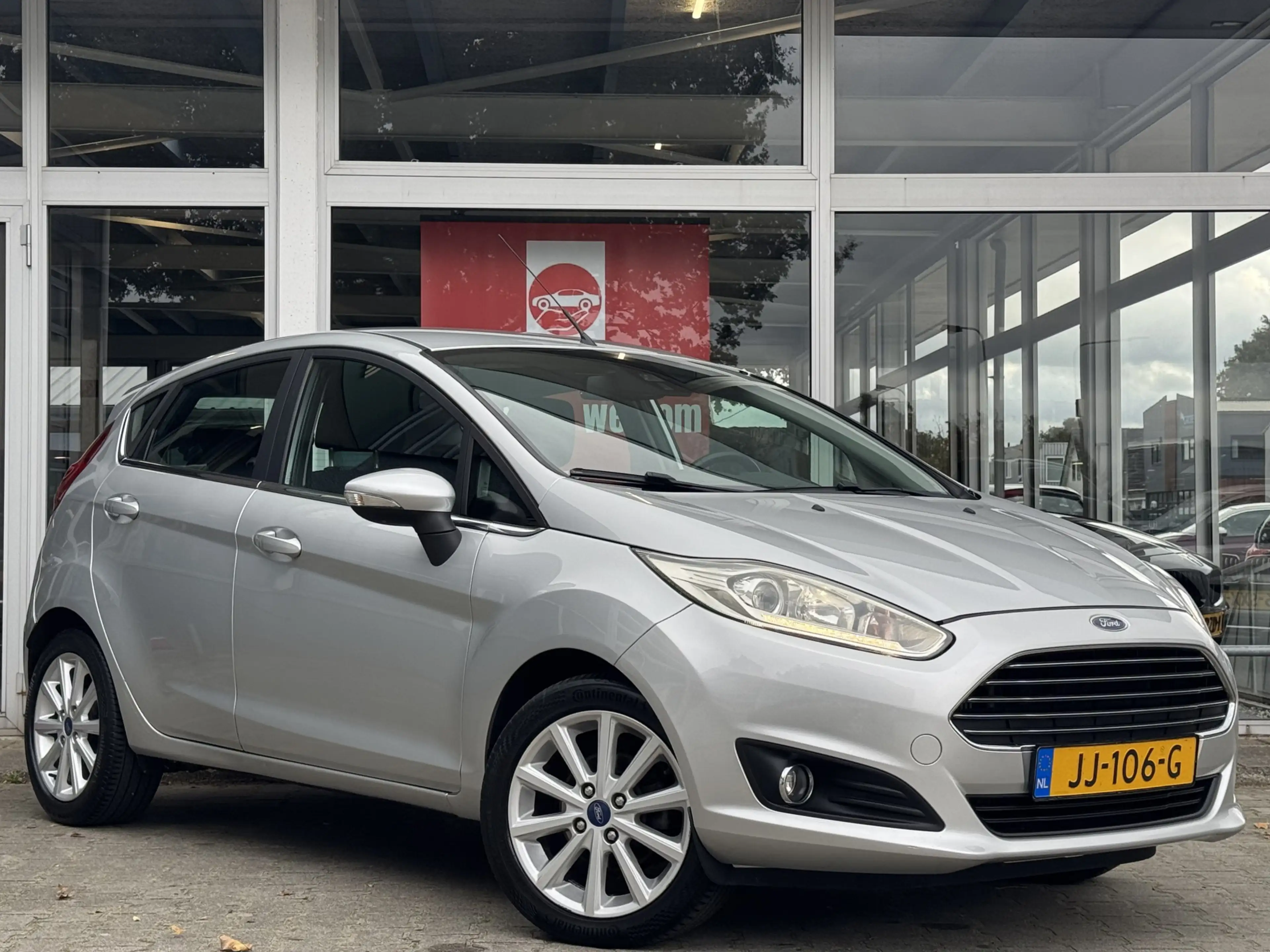 Ford Fiesta 1.0EB TITANIUM | NL-AUTO! | NIEUWE DB. RIEM! — photo 4