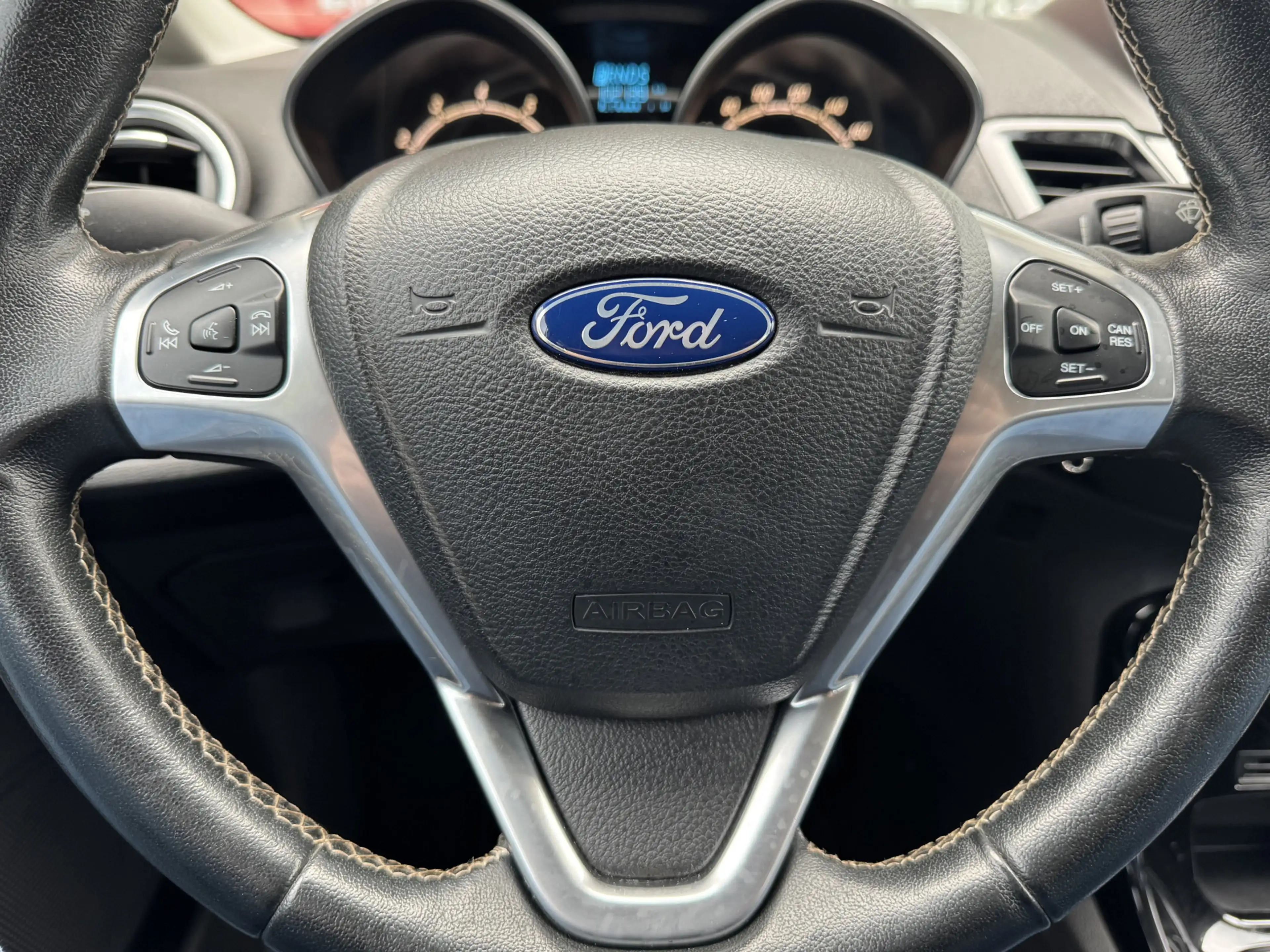 Ford Fiesta 1.0EB TITANIUM | NL-AUTO! | NIEUWE DB. RIEM! — photo 18