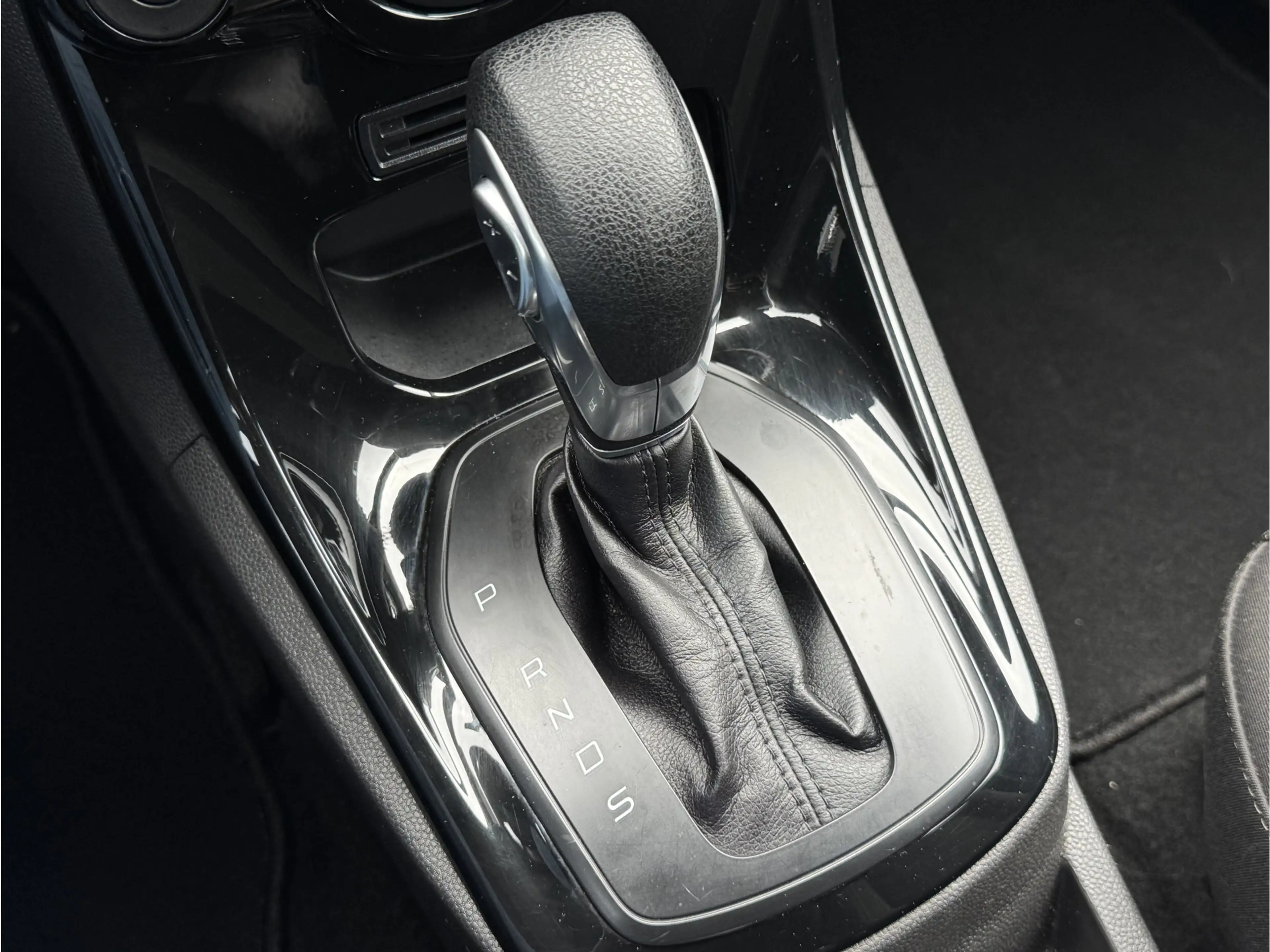 Ford Fiesta 1.0EB TITANIUM | NL-AUTO! | NIEUWE DB. RIEM! — photo 17