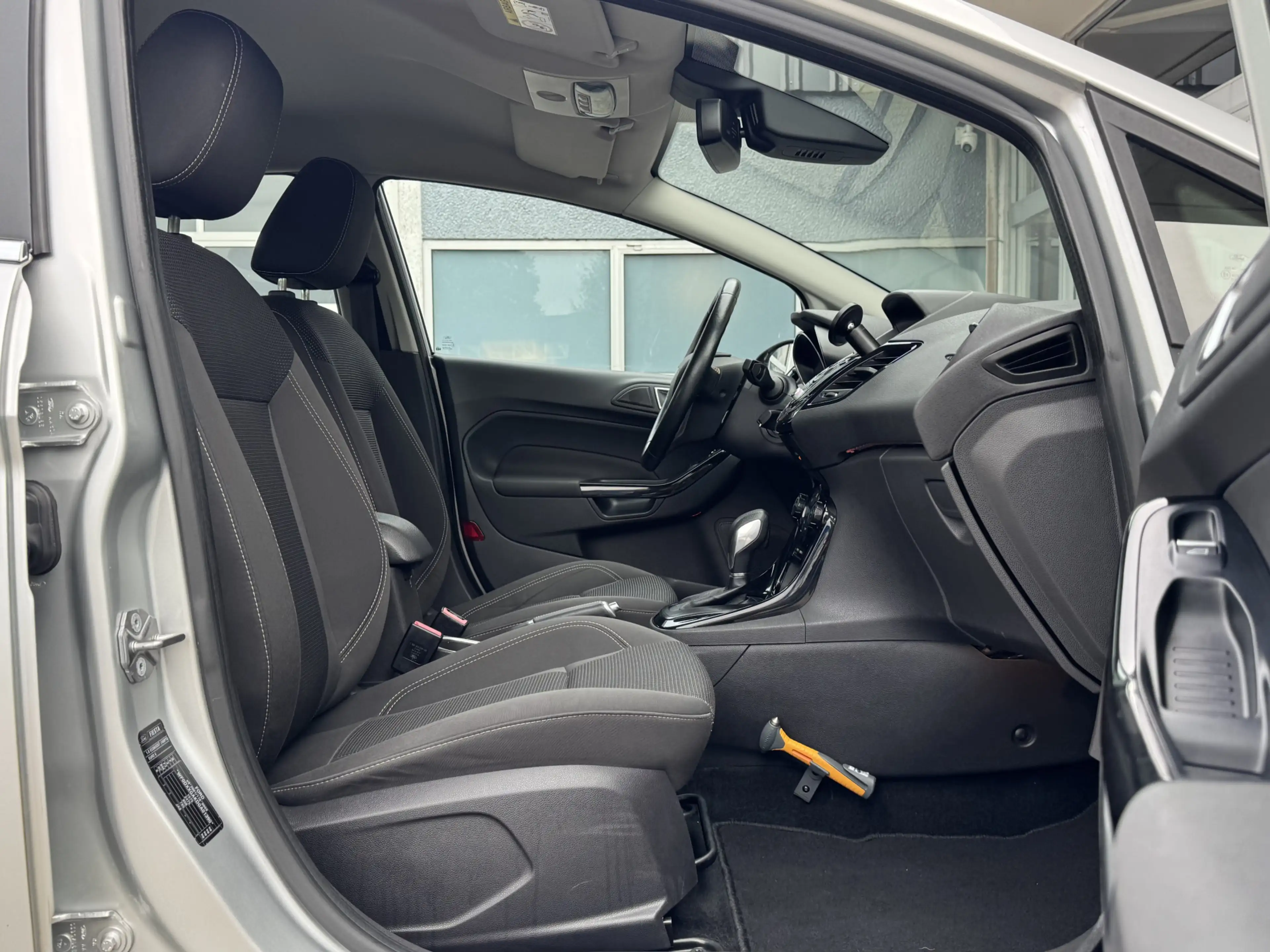 Ford Fiesta 1.0EB TITANIUM | NL-AUTO! | NIEUWE DB. RIEM! — photo 27