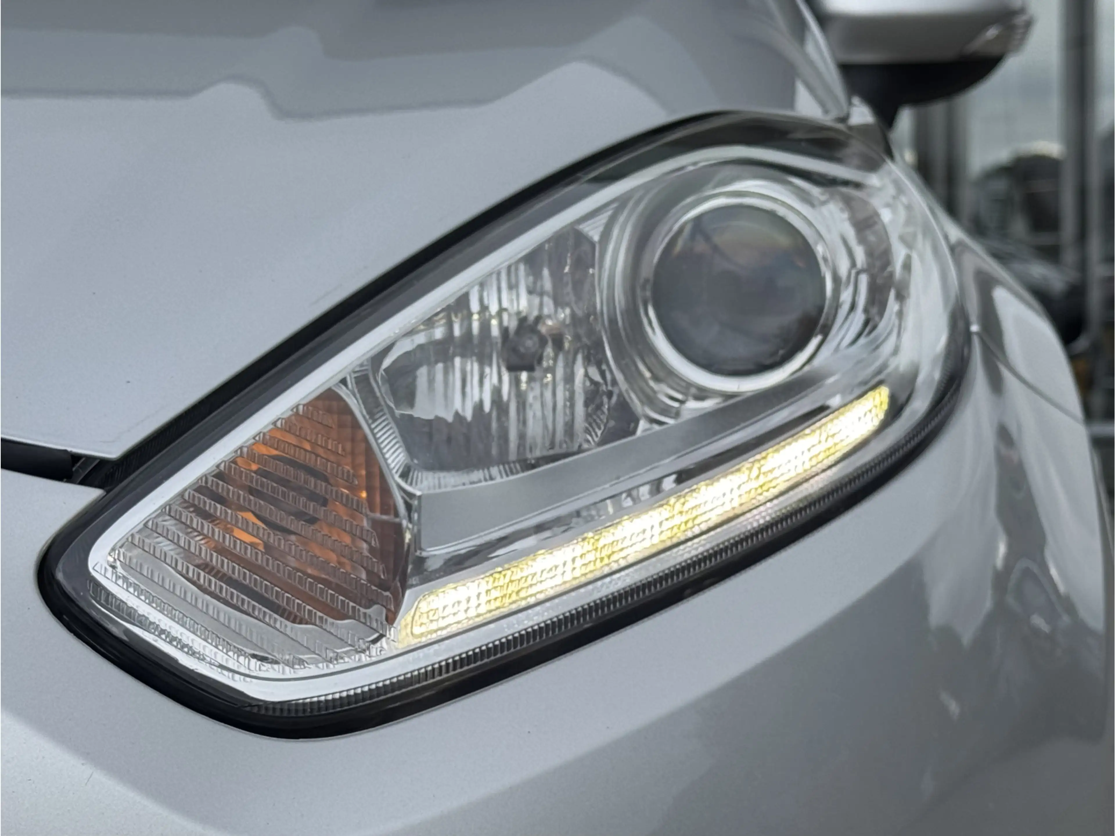 Ford Fiesta 1.0EB TITANIUM | NL-AUTO! | NIEUWE DB. RIEM! — photo 30