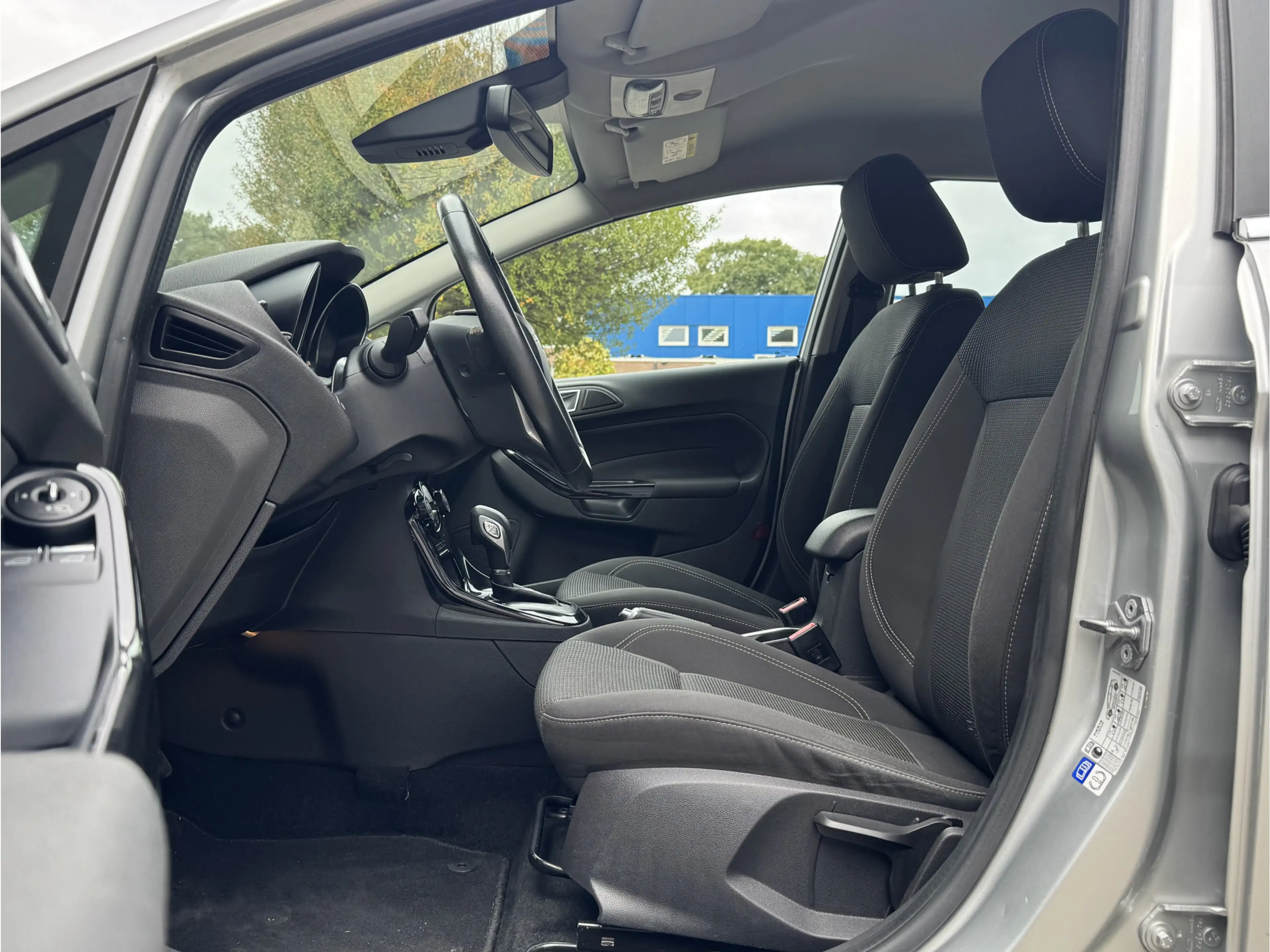 Ford Fiesta 1.0EB TITANIUM | NL-AUTO! | NIEUWE DB. RIEM! — photo 25