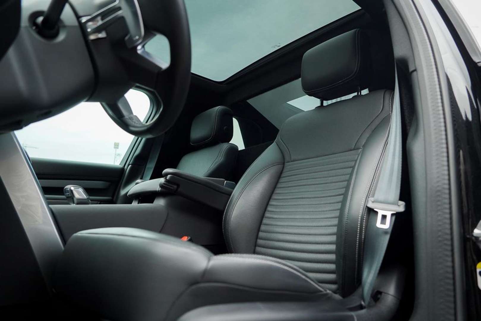 Land Rover Discovery R-Dynamic SE D250 - - Joinsteer - #3