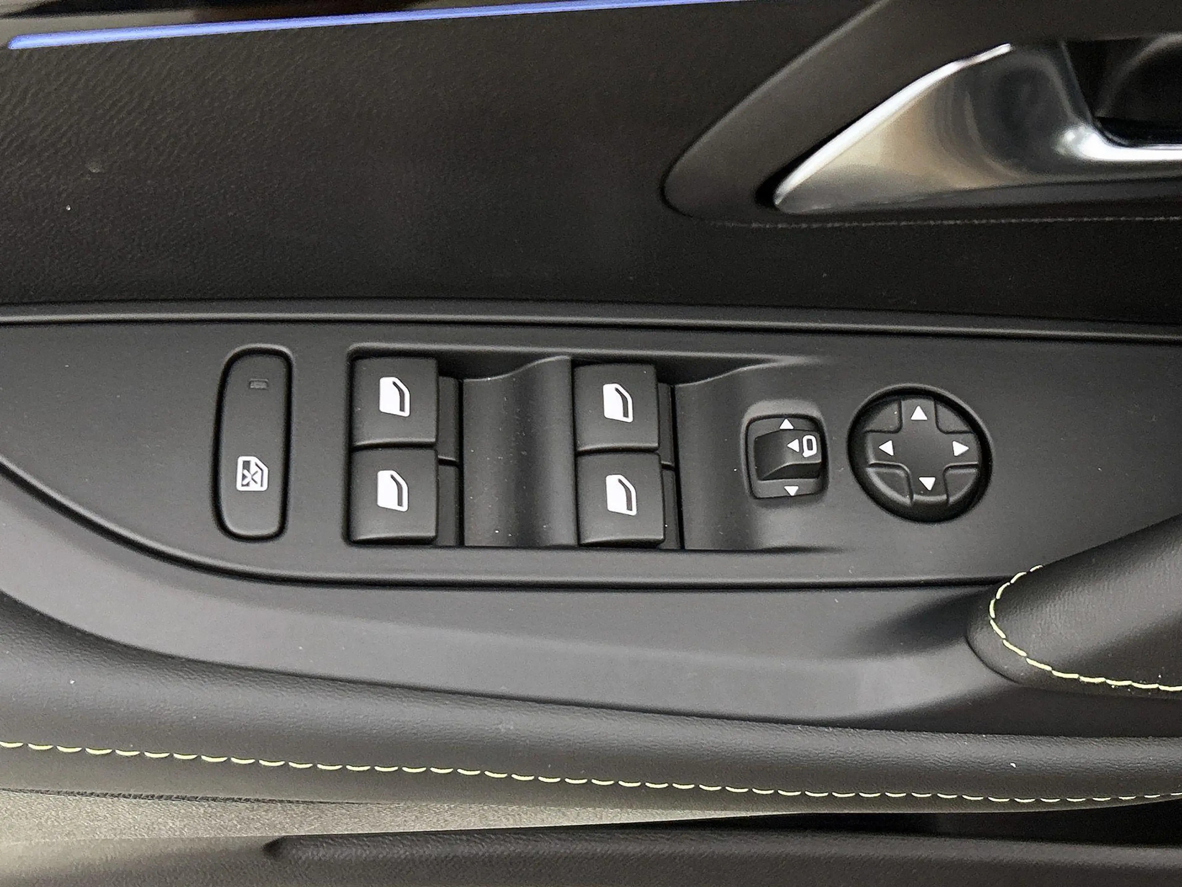 Peugeot e-208 EV GT 51 kWh | Navigatie | Adaptieve  Cruise Contr — photo 15