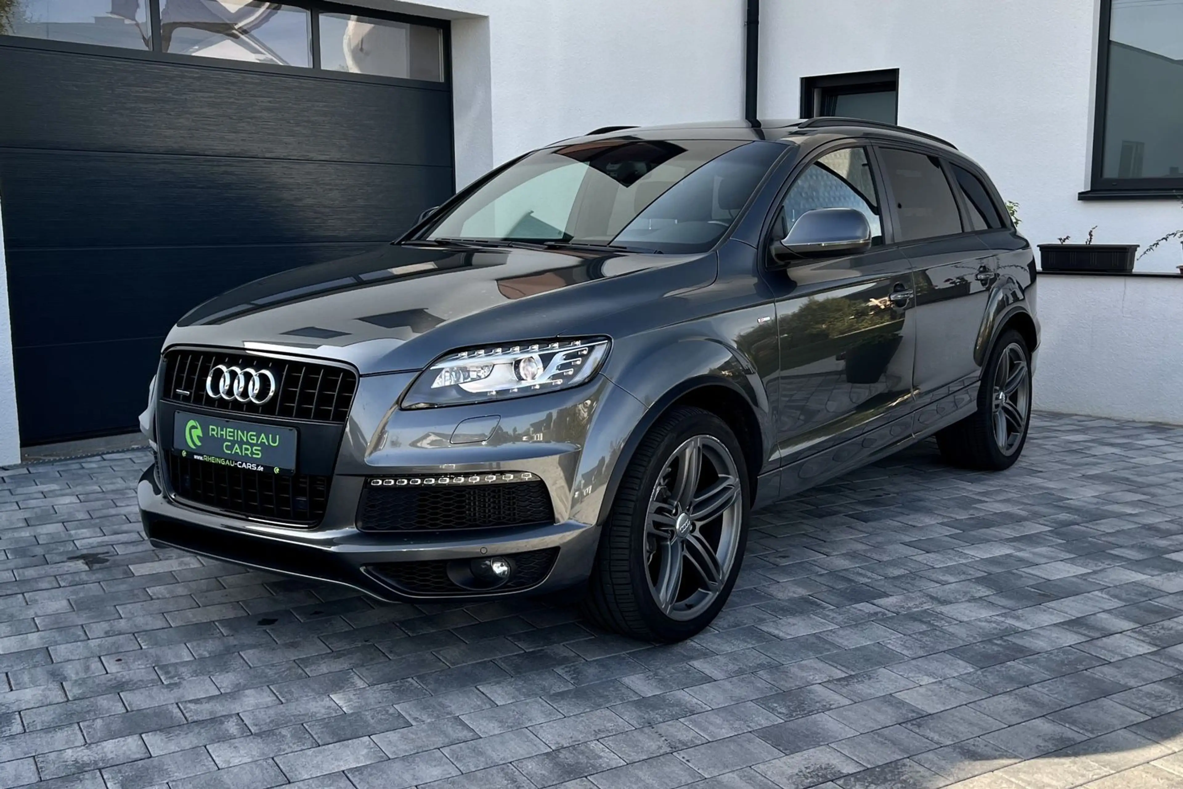 Audi Q7 3.0 TDI quattro 7.Sitzer PANO AHK BOSE LUFT — photo 2