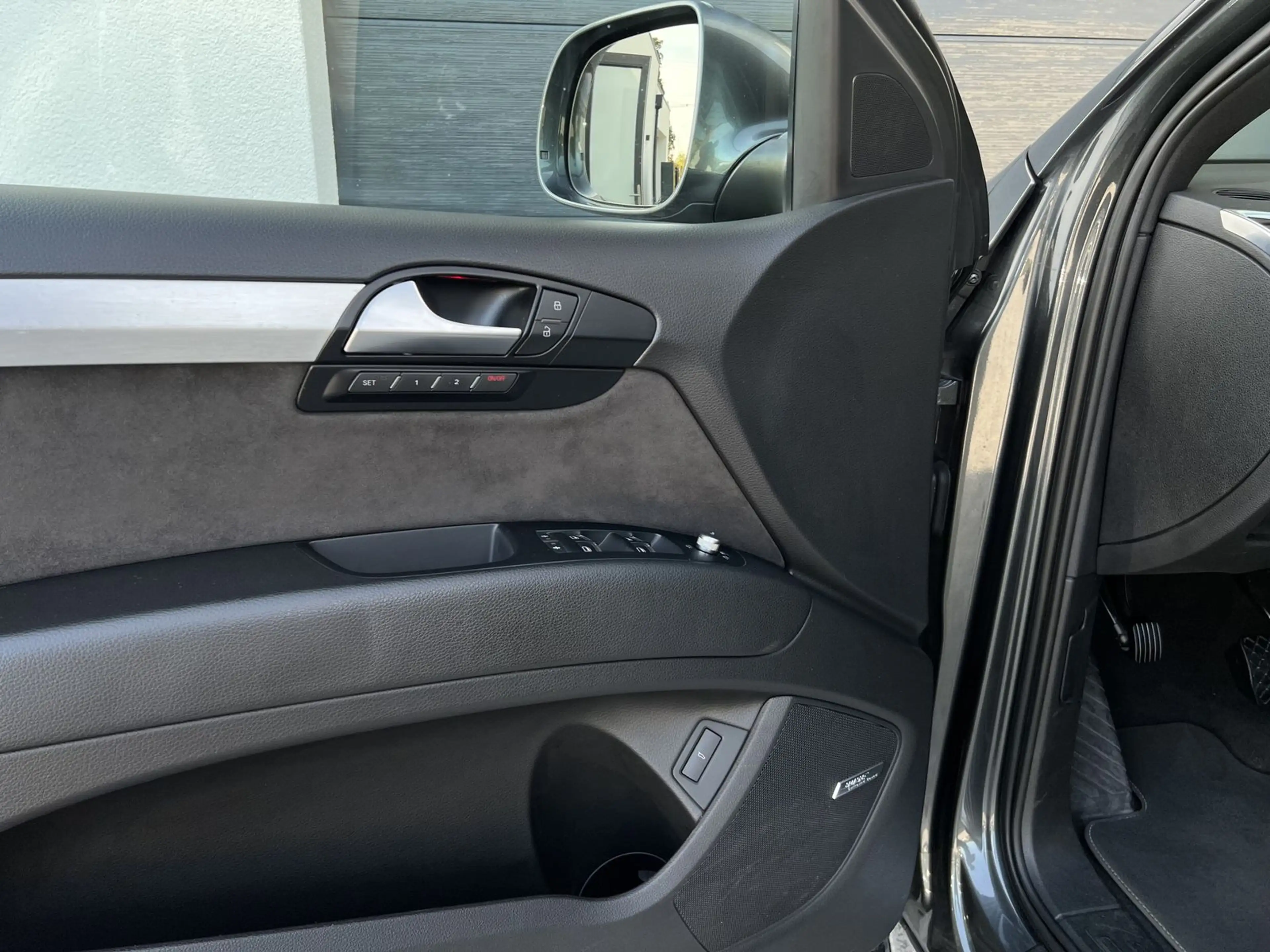 Audi Q7 3.0 TDI quattro 7.Sitzer PANO AHK BOSE LUFT — photo 12