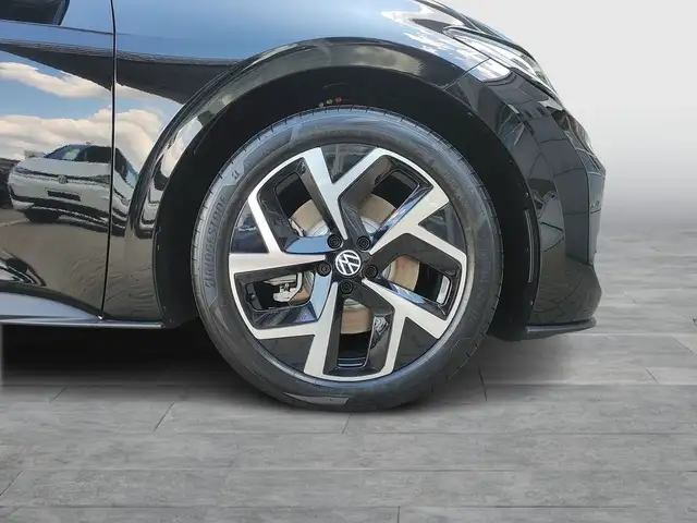 Volkswagen Id.3 view 7