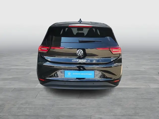 Volkswagen Id.3 view 5