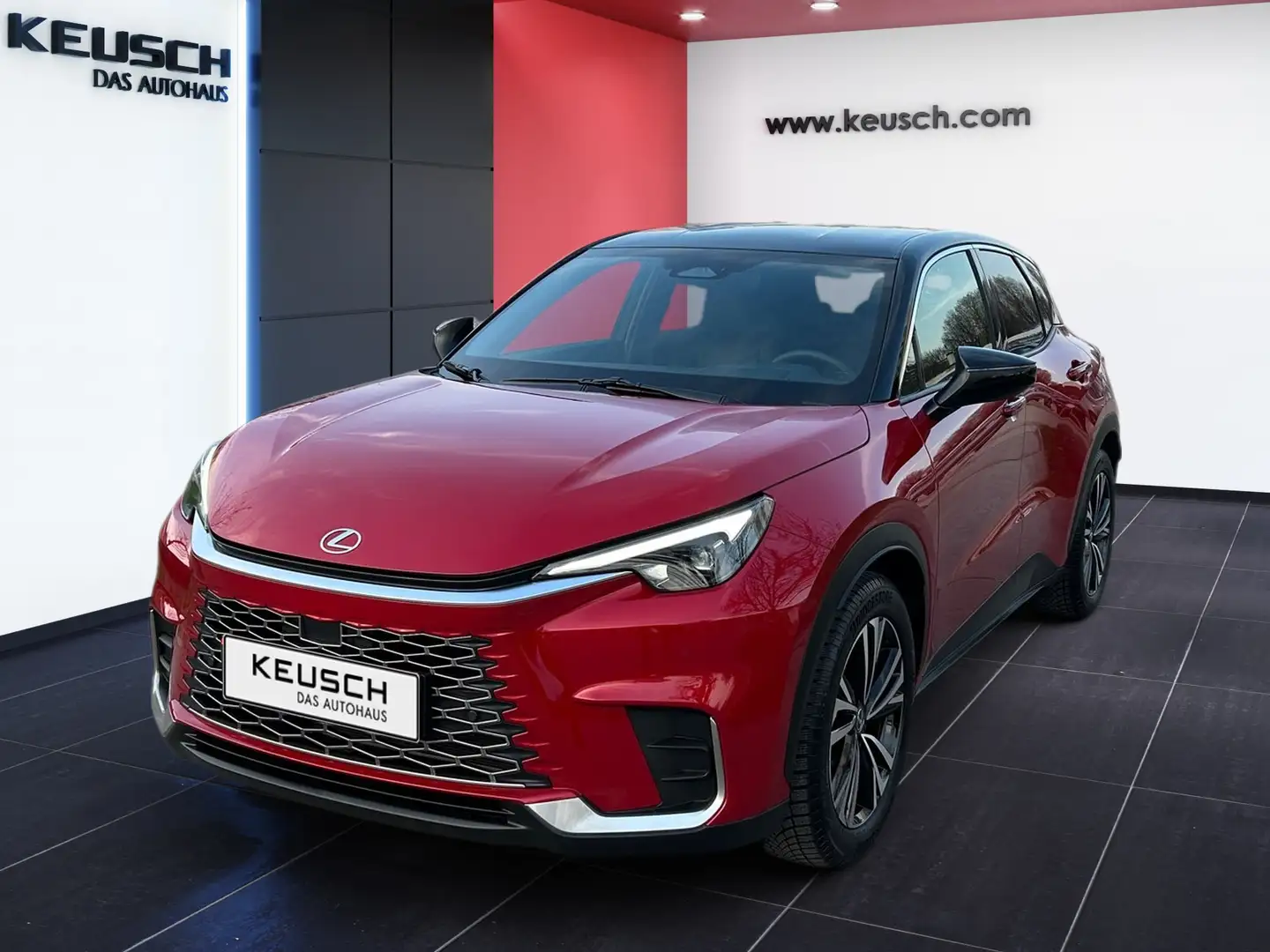 Lexus LBX LBX 1,5 HEV Emotion Aut. Rot - 1