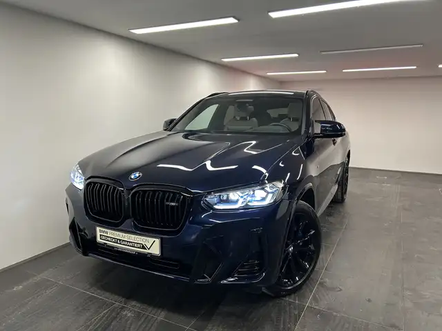 BMW X4 M view 7