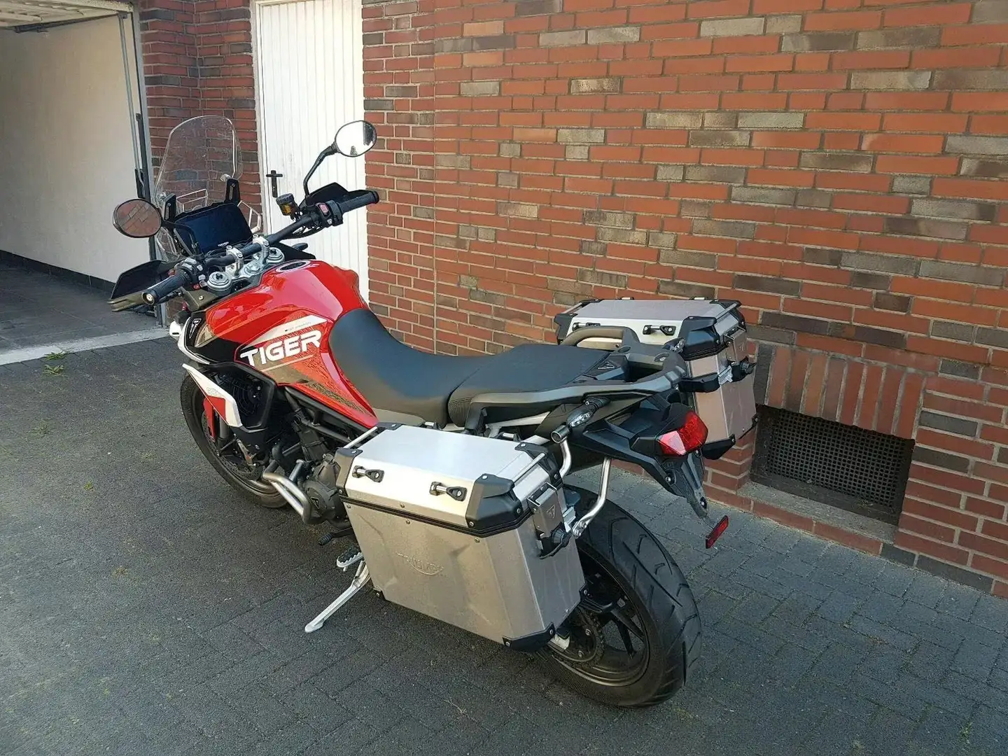 Triumph Tiger 900 GT Pro Aragon Rouge - 2