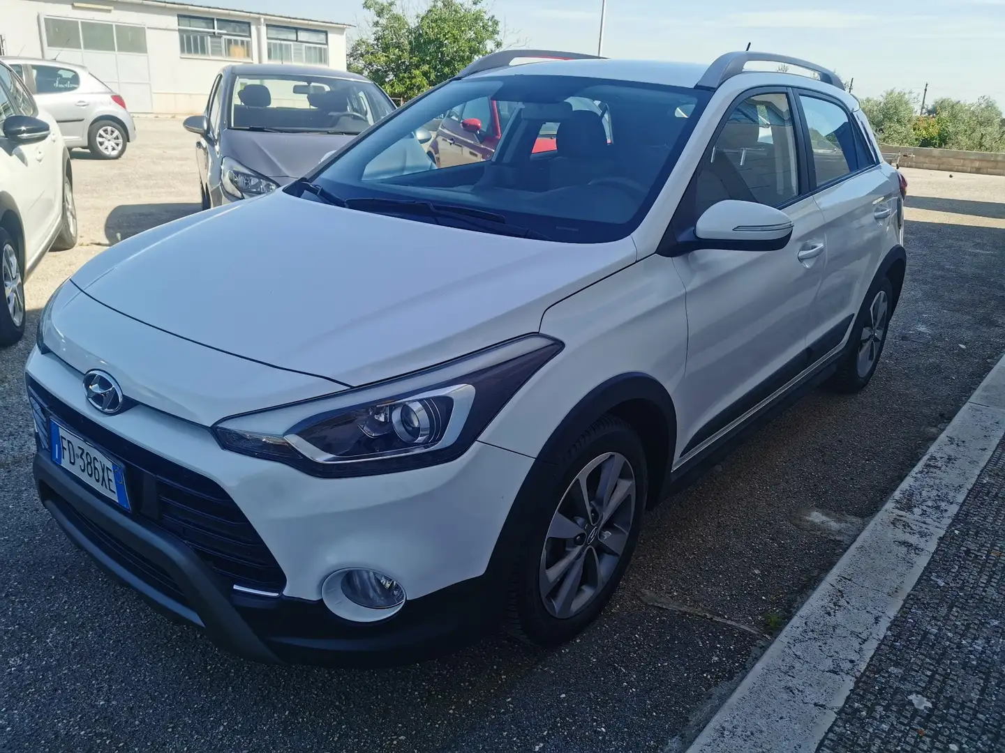 Hyundai i20 1.0 cc Active Sport Bianco - 2