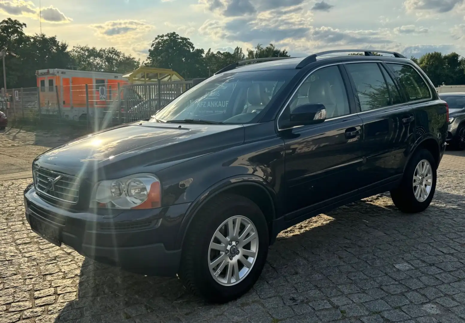Volvo XC90 D5 Summum AWD*Xenon*Leder*AHK* HU/AU 11.26* Bleu - 2