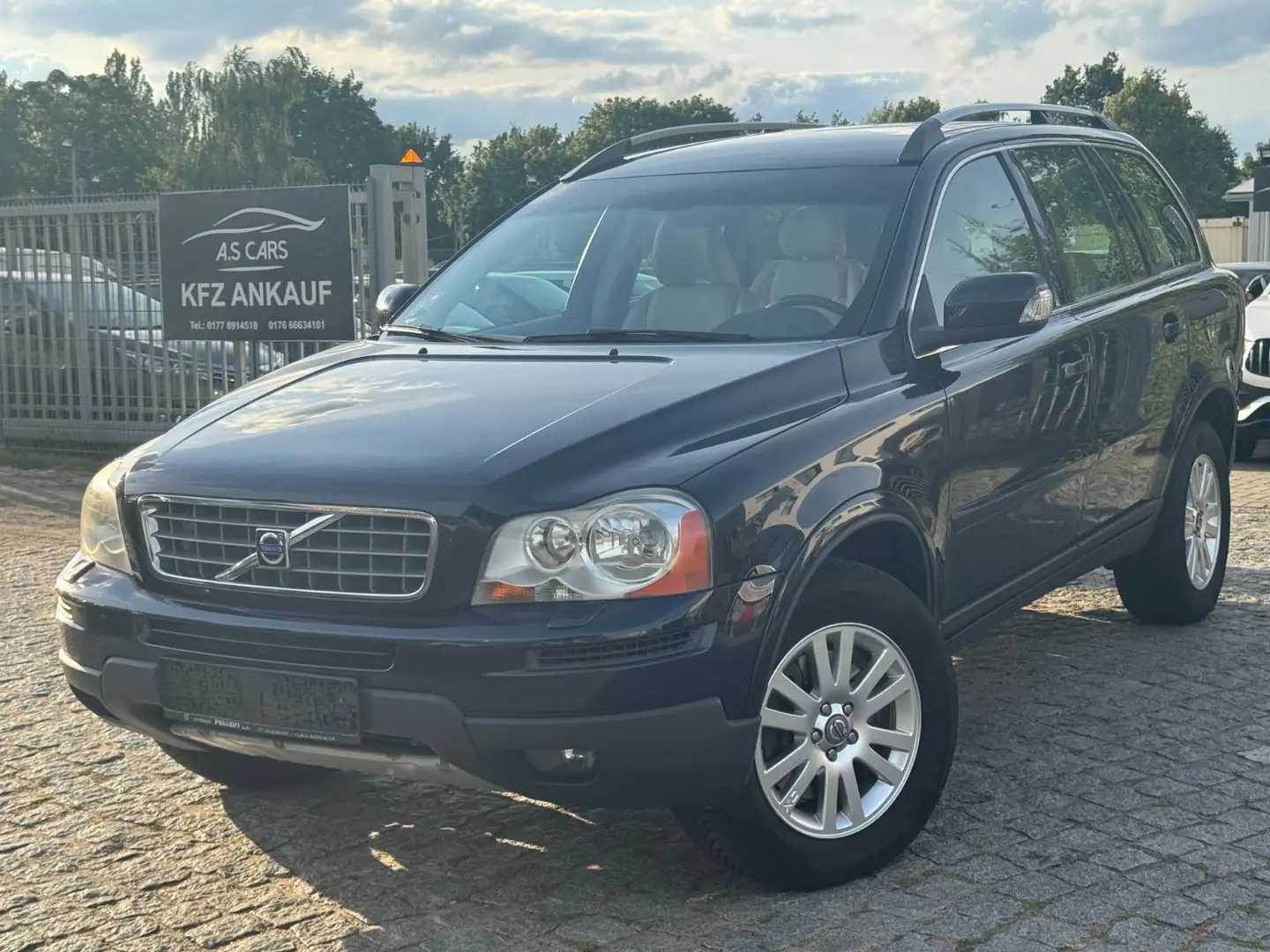 Volvo XC90 D5 Summum AWD*Xenon*Leder*AHK* HU/AU 11.26* Bleu - 1