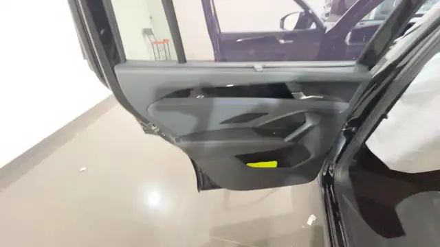 Volkswagen Tayron view 13