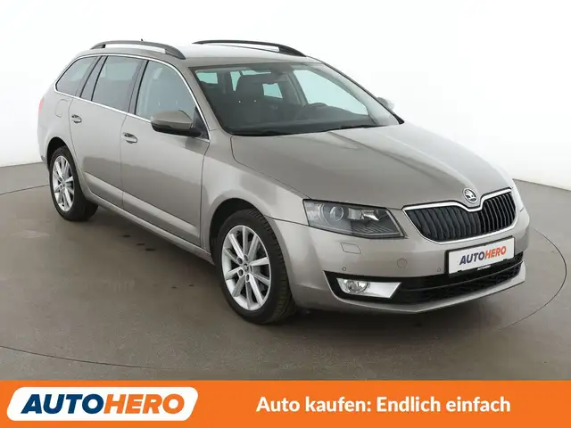 Skoda Octavia view 8