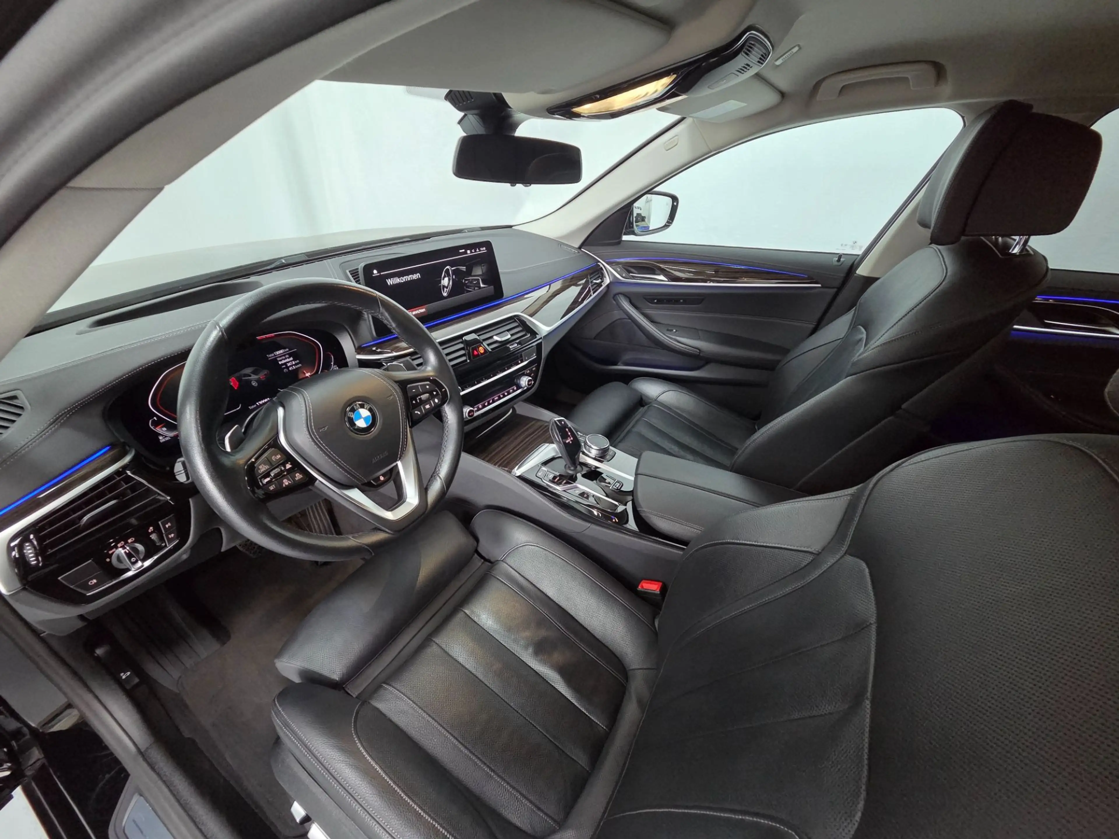 BMW 520 d 48 V Aut. Luxury Line ** Laser Massage Sitzbelü — photo 11