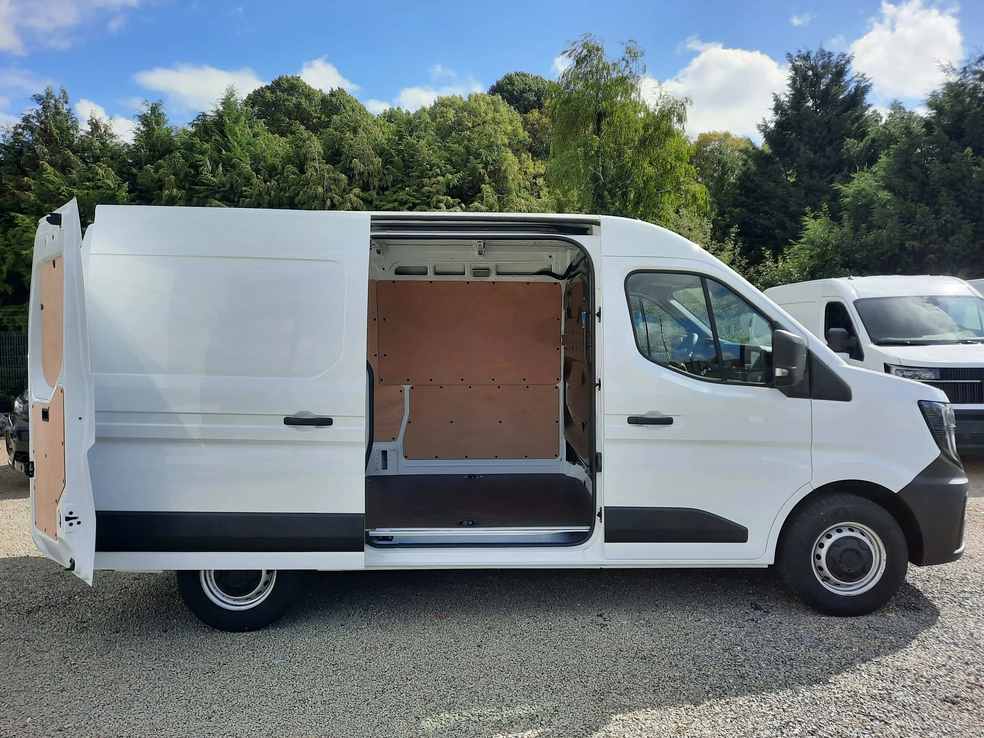 Renault Master Fourgon 3.3T L2H2 2.0 BlueDCI 130 M6 Extra 0 km — photo 10