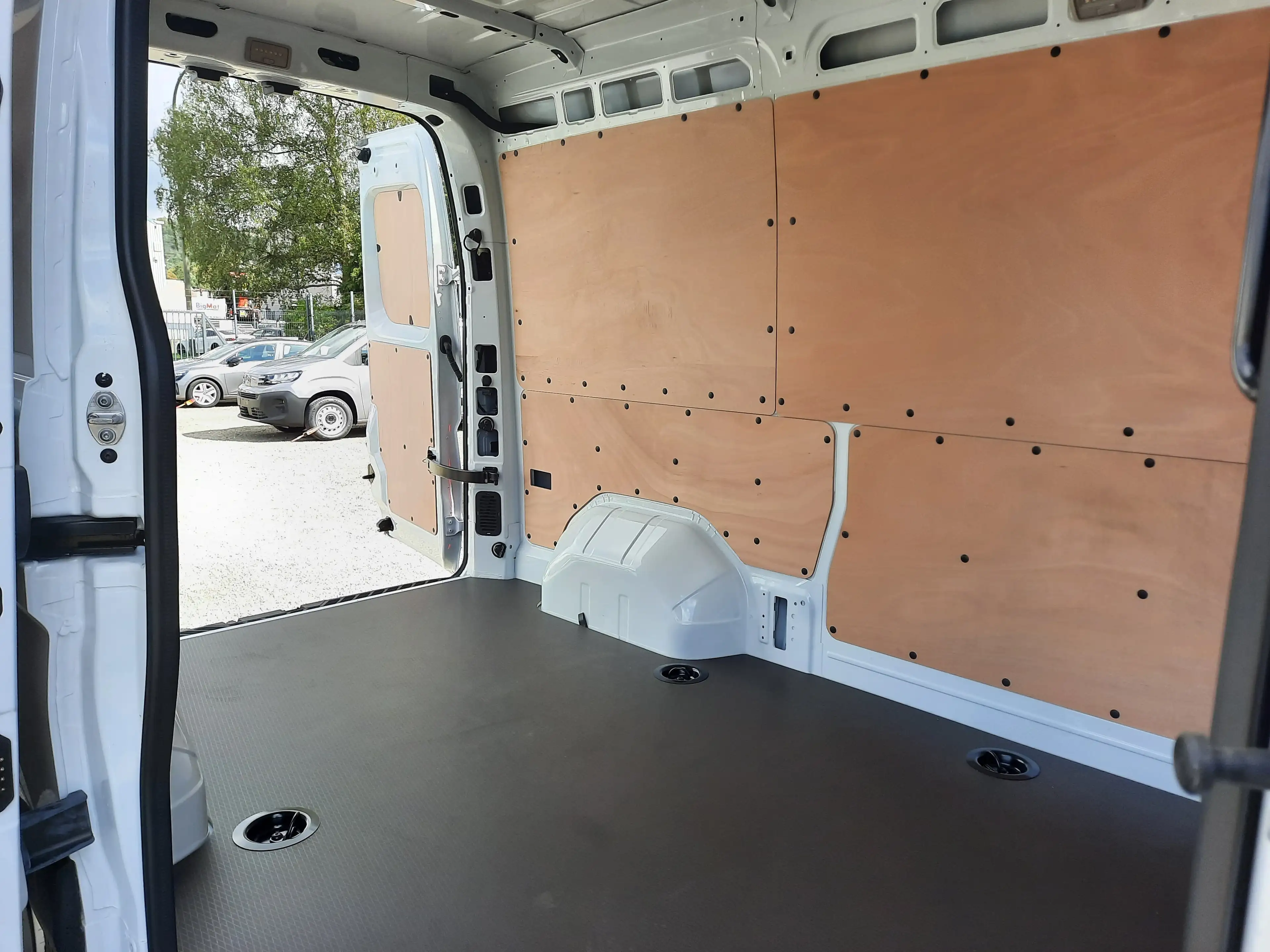 Renault Master Fourgon 3.3T L2H2 2.0 BlueDCI 130 M6 Extra 0 km — photo 11