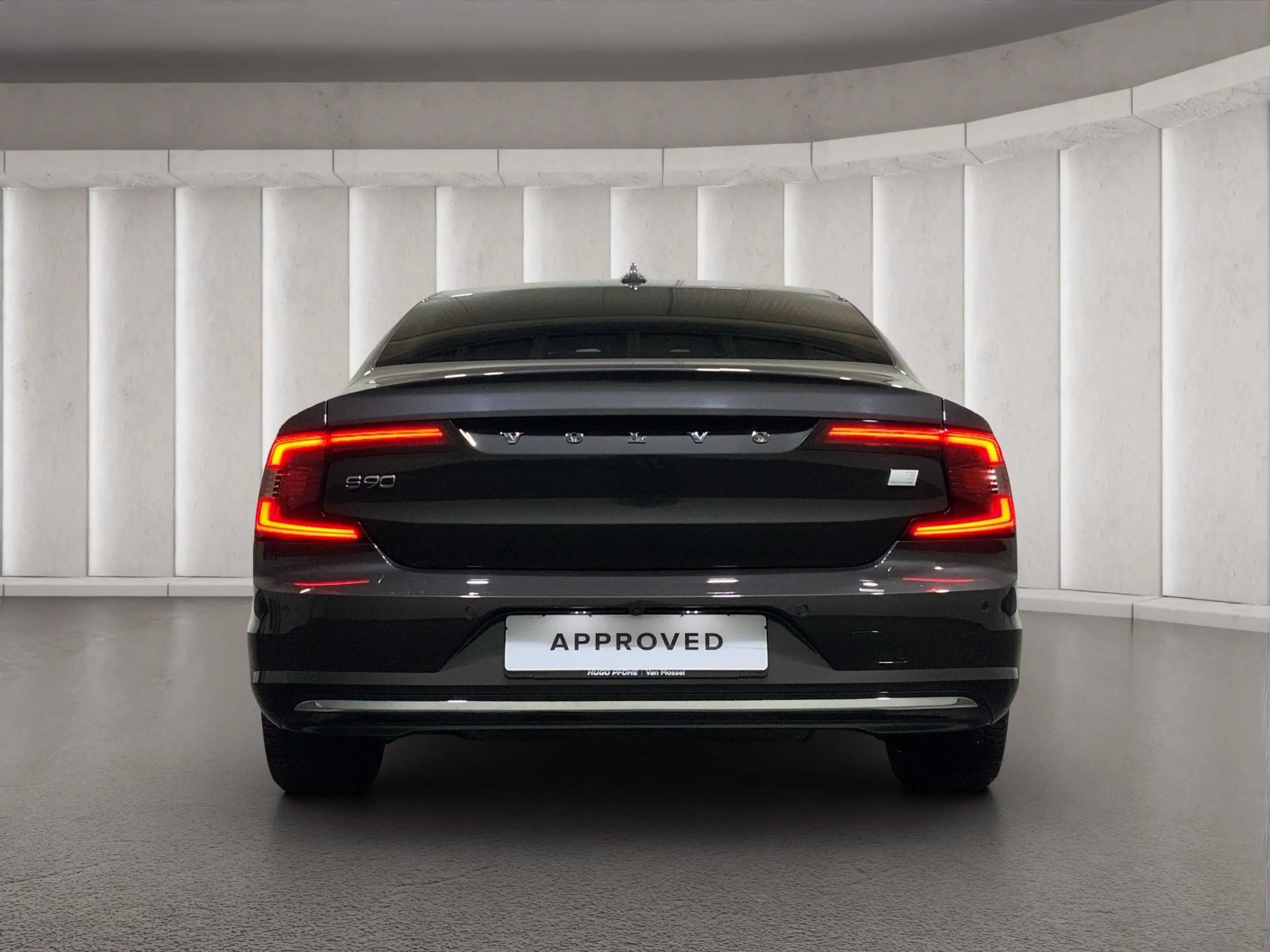 Volvo S90 S 90 T8 Twin Engine AWD Plus Bright Plug-In — photo 3