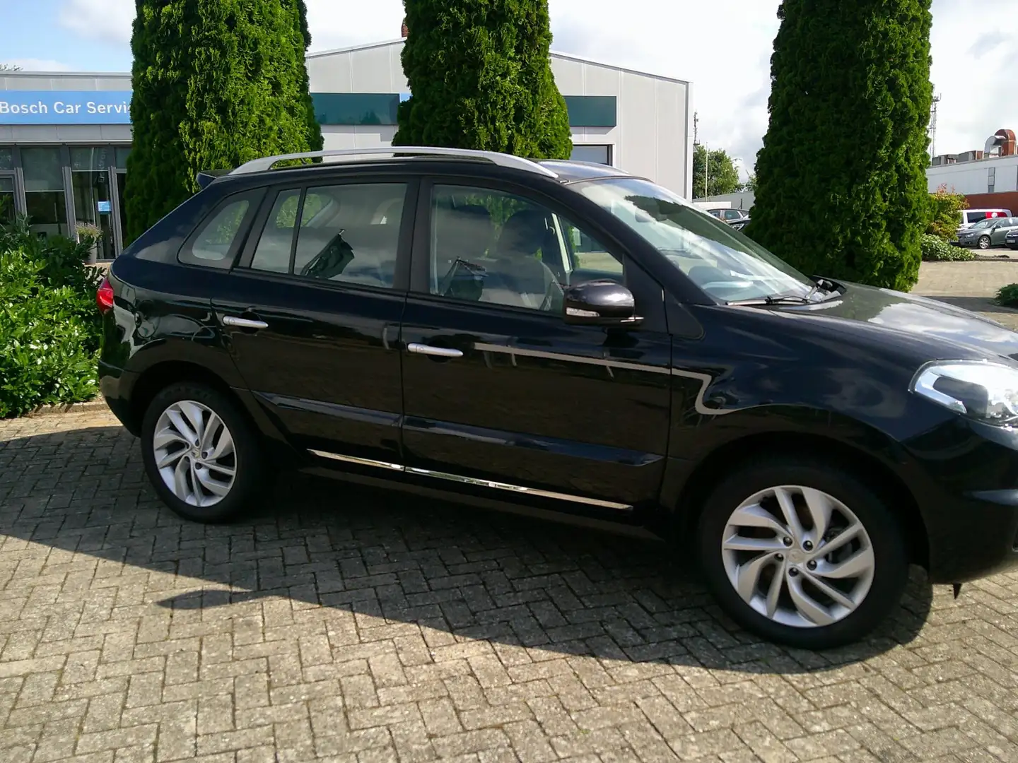 Renault Koleos 2.0 dCi 150 FAP EU5 Paris 4x2 Zwart - 2