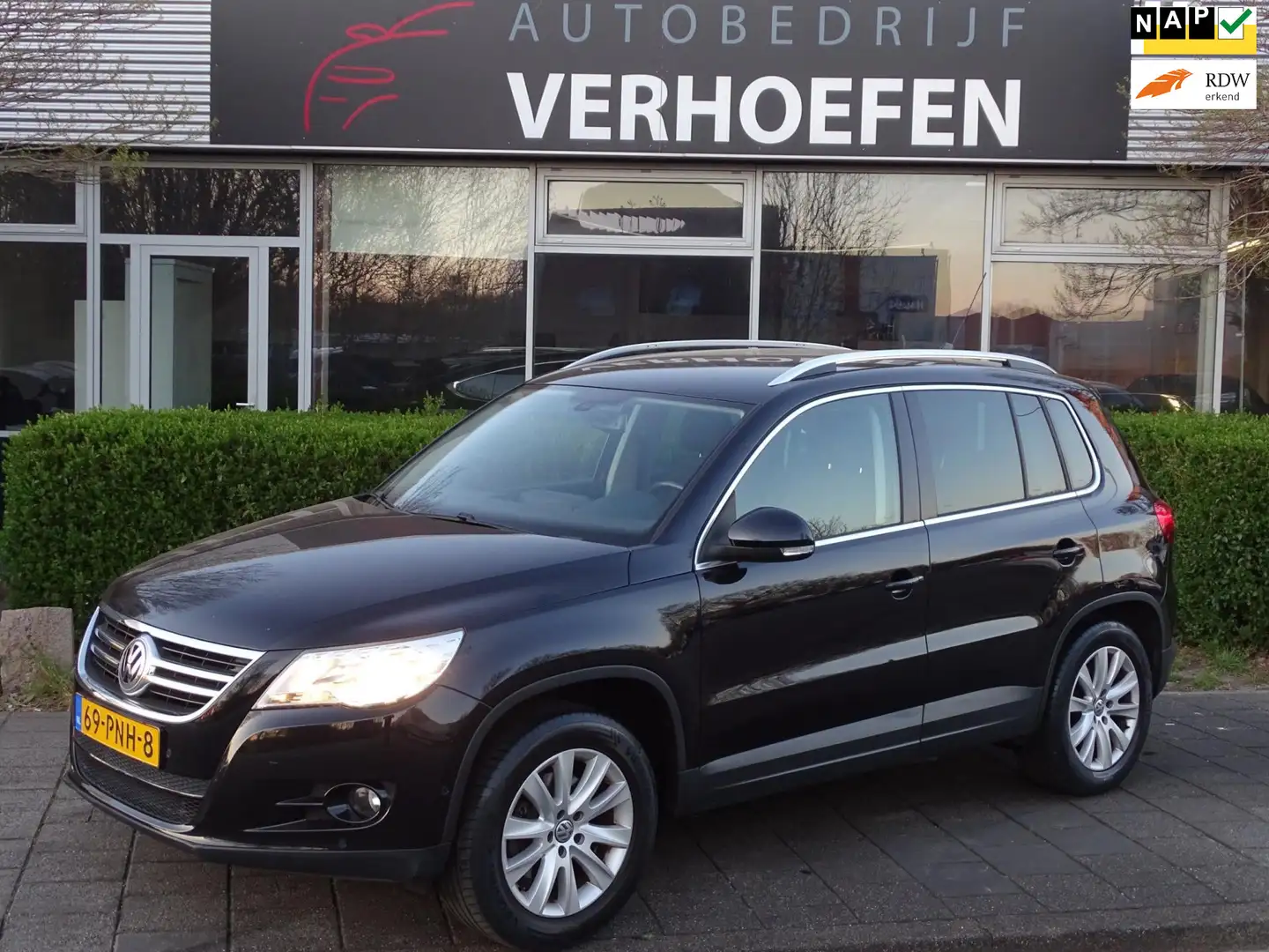 Volkswagen Tiguan 1.4 TSI Sport&Style - PARK CAMERA - CRUISE / CLIMA Zwart - 1