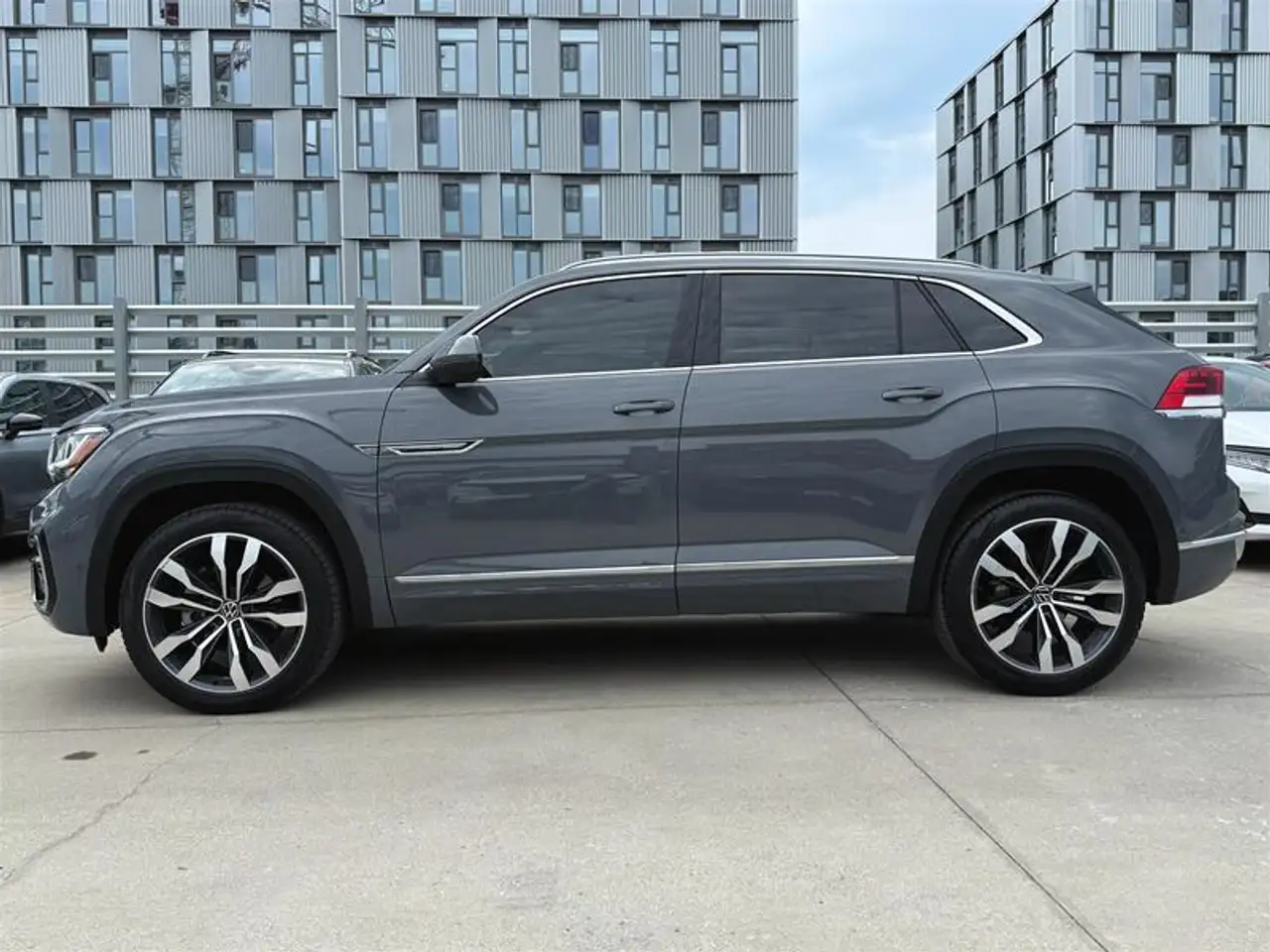 Volkswagen Atlas снимка Volkswagen Atlas