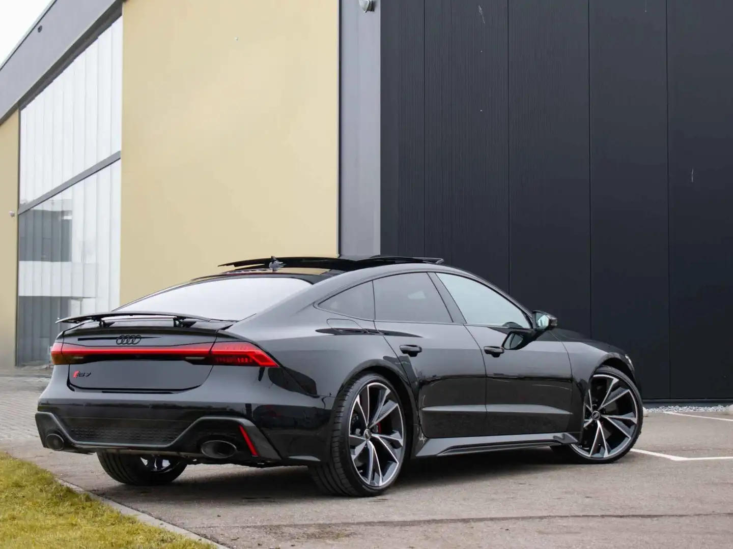 Audi RS7 4.0 Performance Quattro Zwart - 2