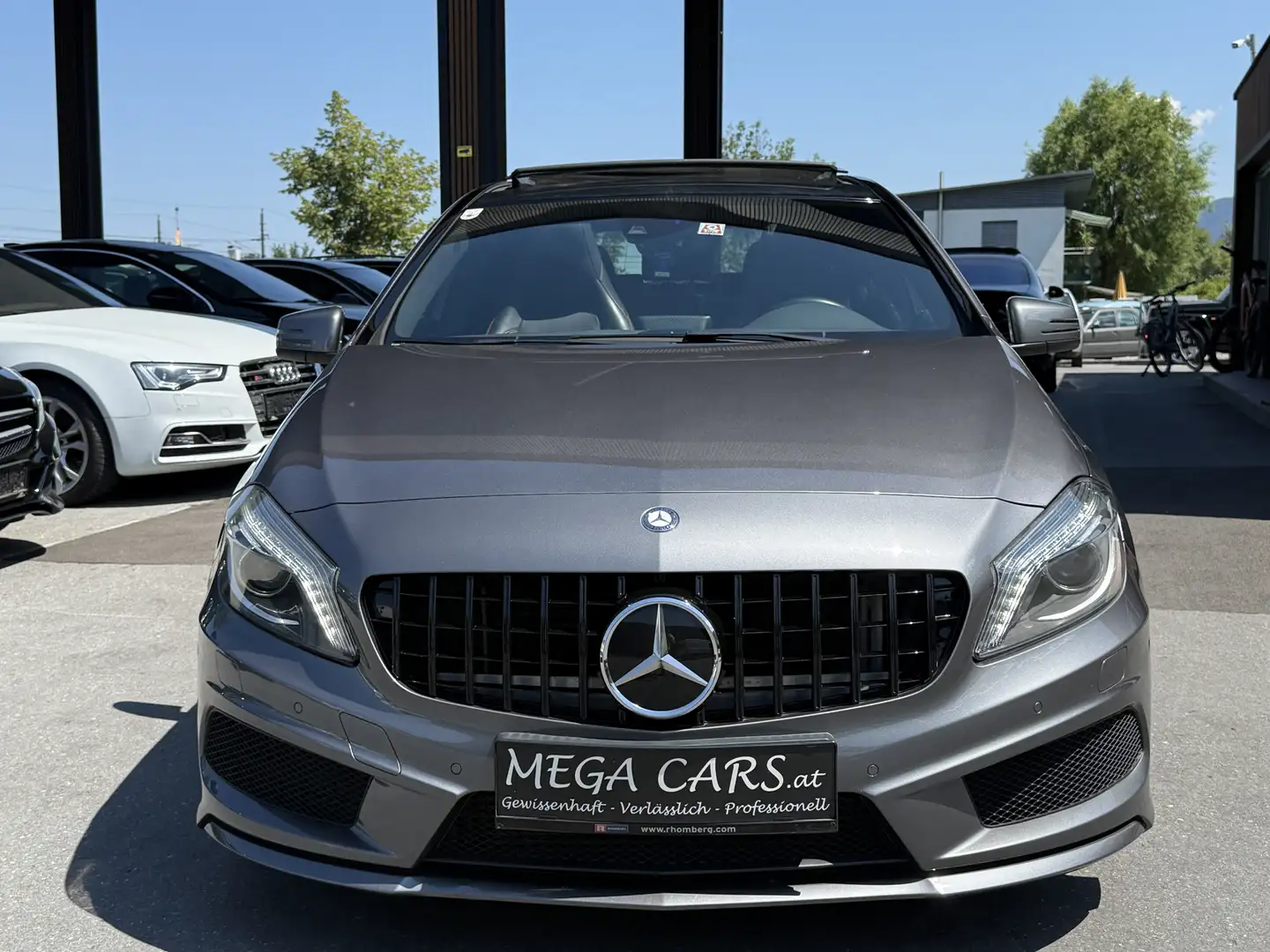 Mercedes-Benz A 220 CDI / d BlueEfficiency Grau - 1