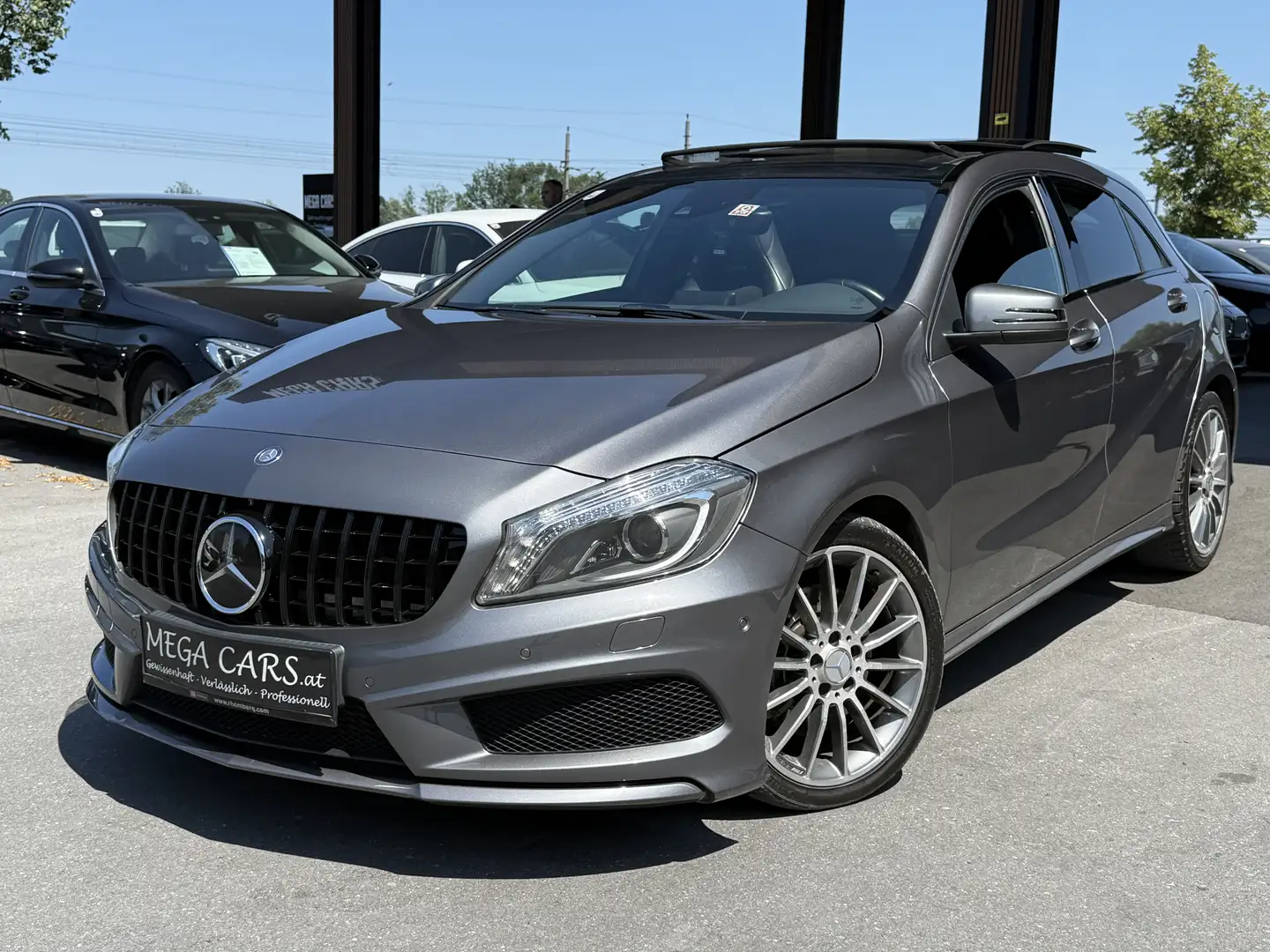 Mercedes-Benz A 220 CDI / d BlueEfficiency Grau - 2