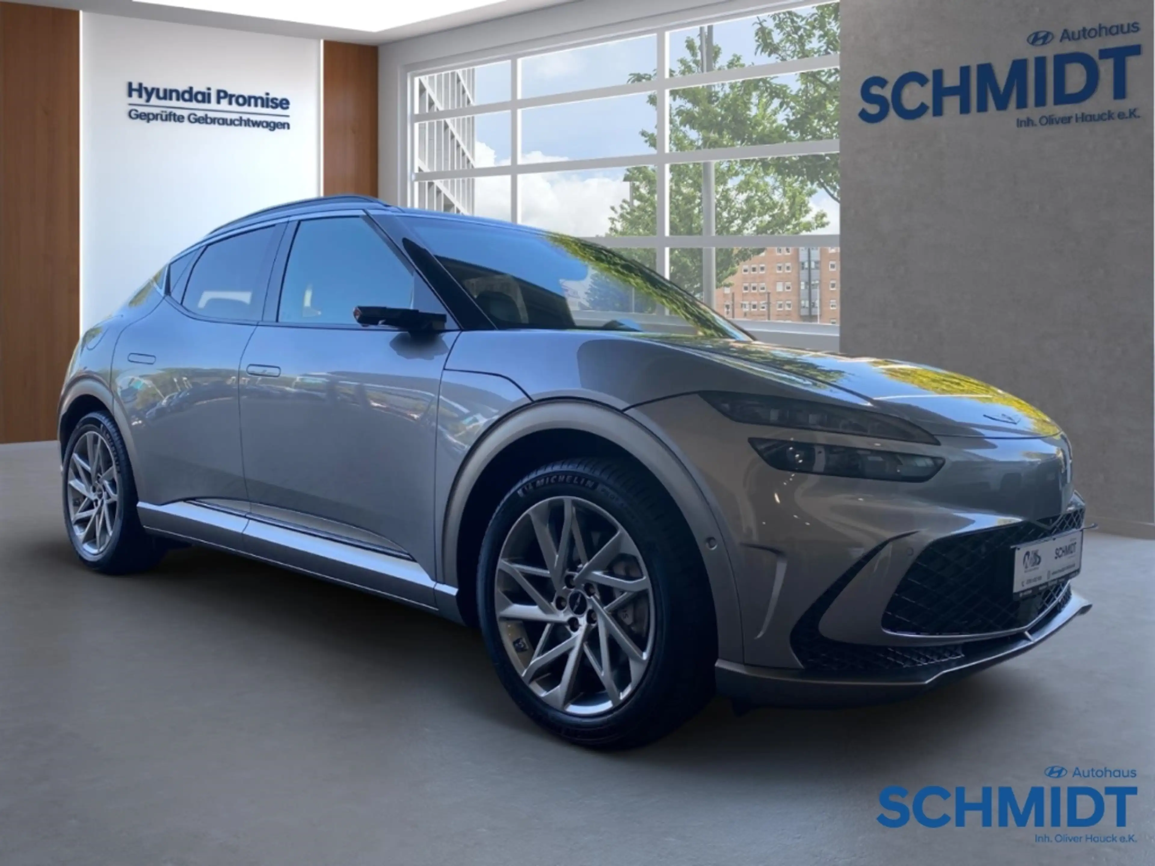 Genesis GV60 Sport Elektro 4WD Pano Memory Sitze Massagesitze K — photo 3