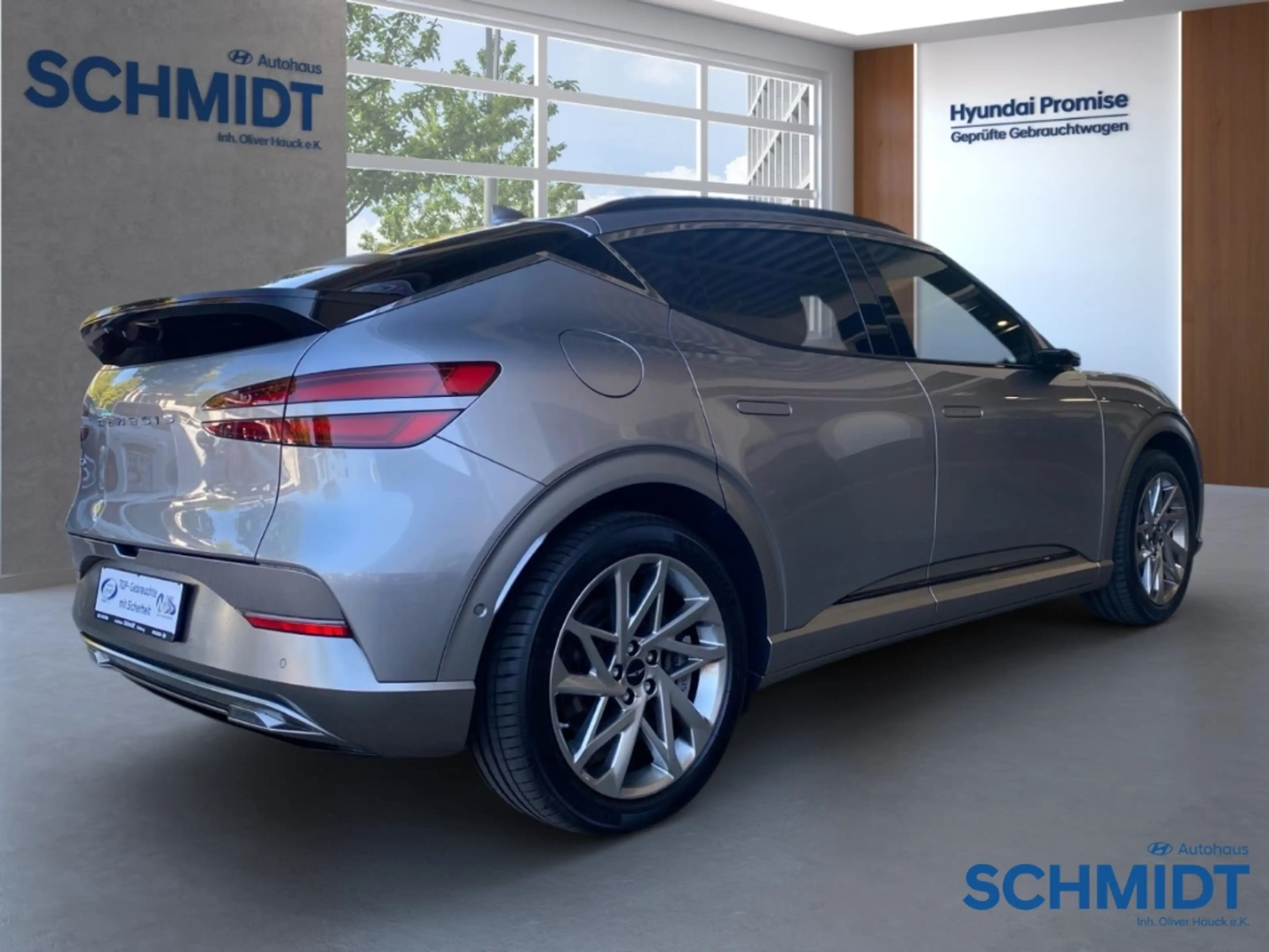 Genesis GV60 Sport Elektro 4WD Pano Memory Sitze Massagesitze K — photo 4