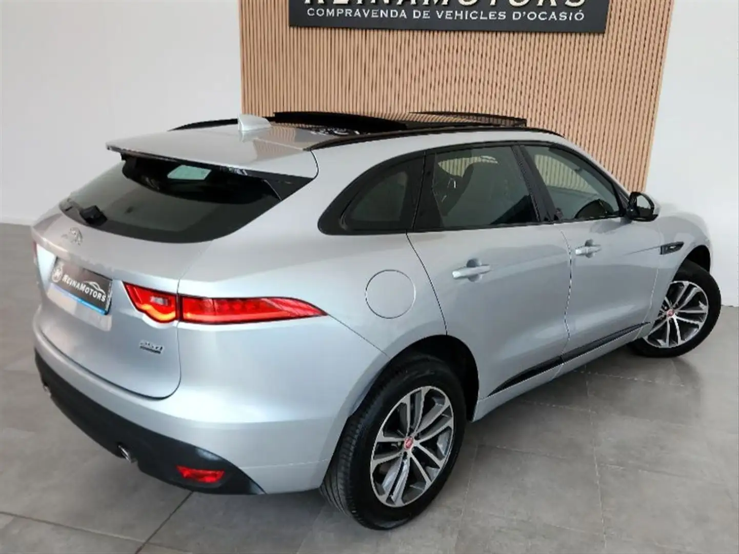 Jaguar F-Pace 2.0L i4D 177kW RSport AWD Auto Gris - 2