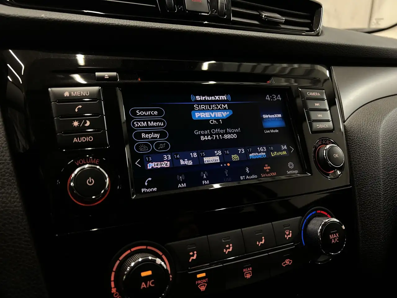 Nissan Qashqai снимка Nissan Qashqai