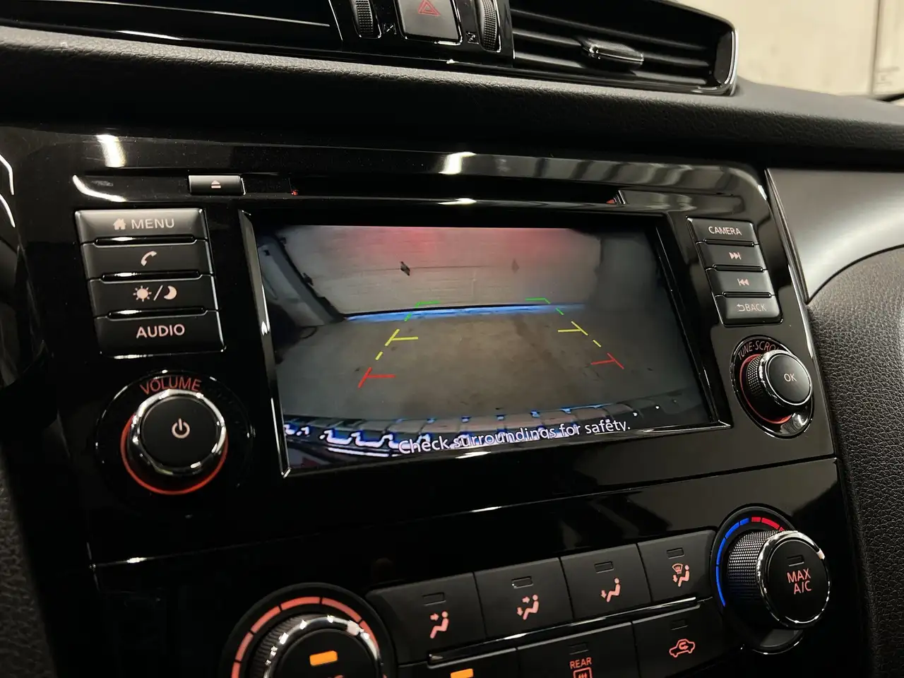 Nissan Qashqai снимка Nissan Qashqai