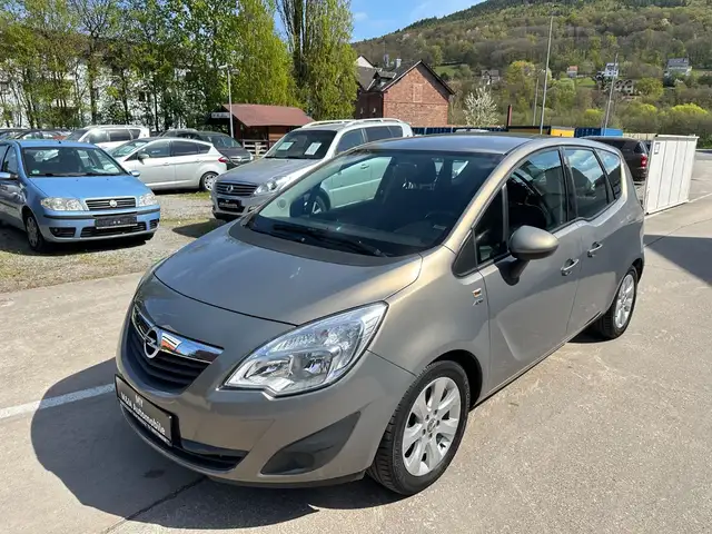 Opel Meriva B 1.4 Active/Automatik/nur 52 tkm/AHK