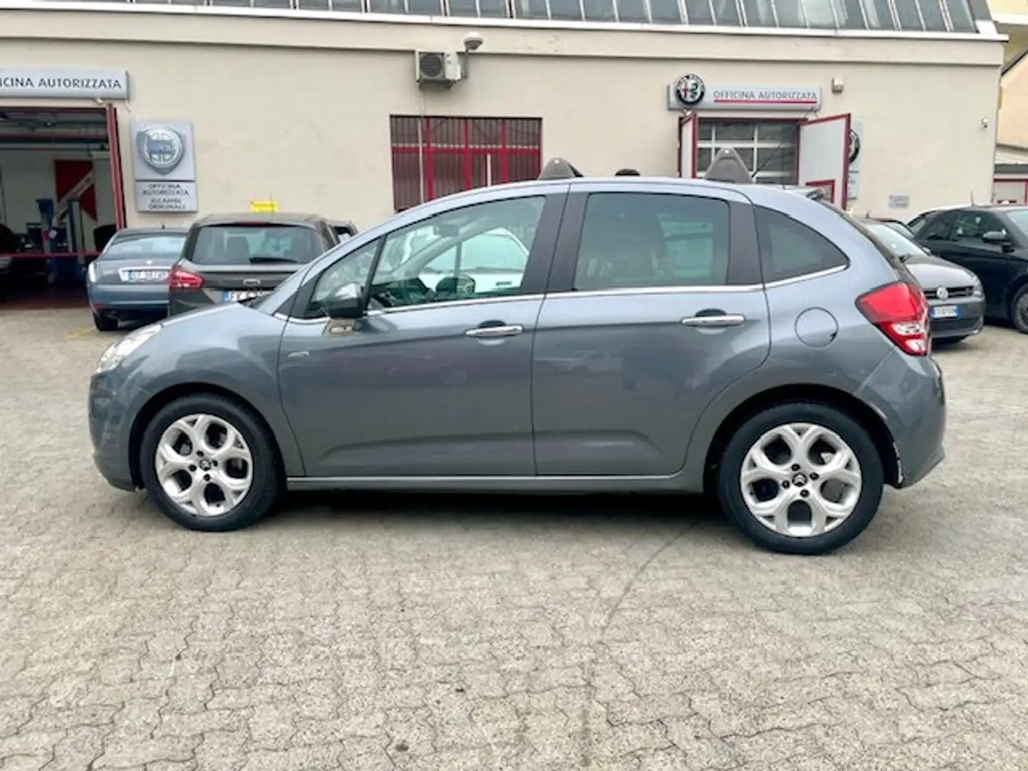 Citroen C3 C3 1.4 Exclusive GPL CASA MADRE scadenza 2031!!! Grigio - 2