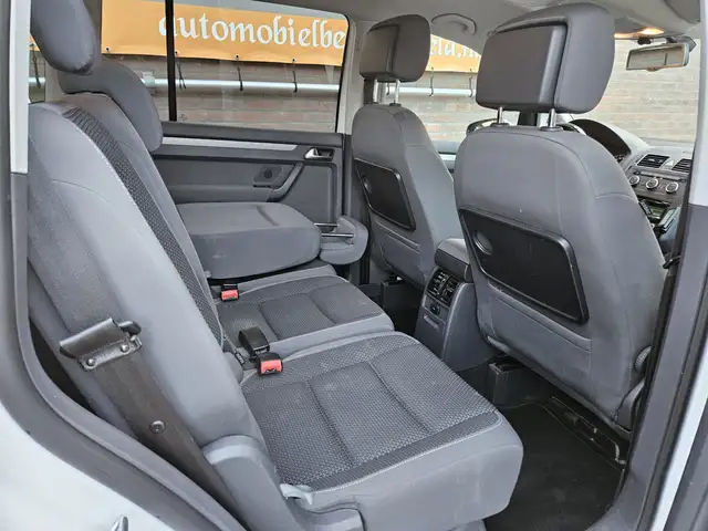 Volkswagen Touran view 25
