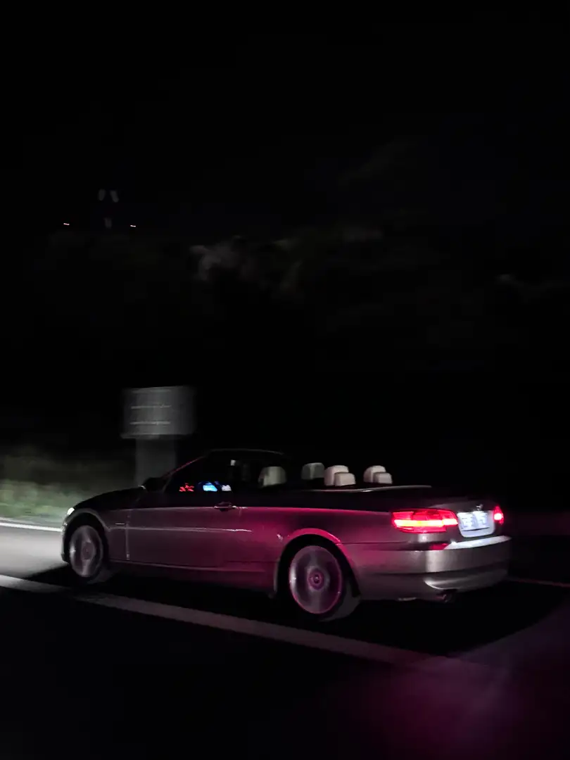 BMW 330 Cab 330d Luxe A - 1