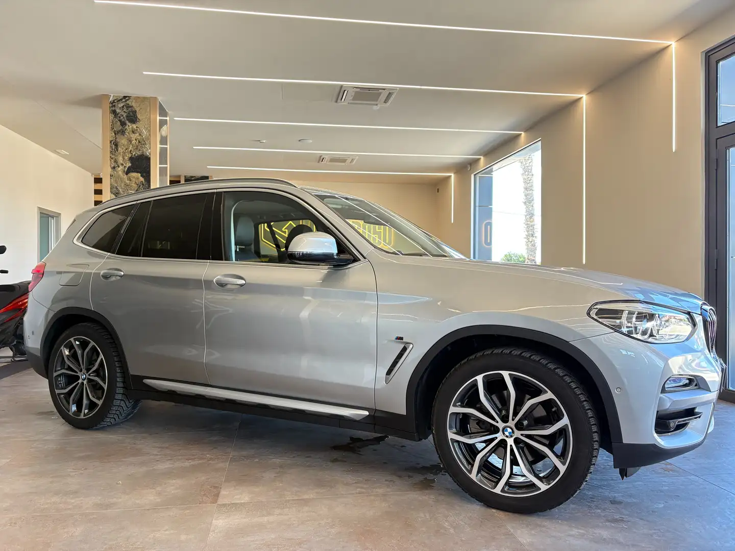 BMW X3 xdrive 20d xLine 190cv auto gancio traino Argento - 2