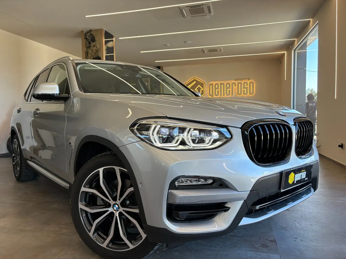 BMW X3 xdrive 20d xLine 190cv auto gancio traino Argento - 1