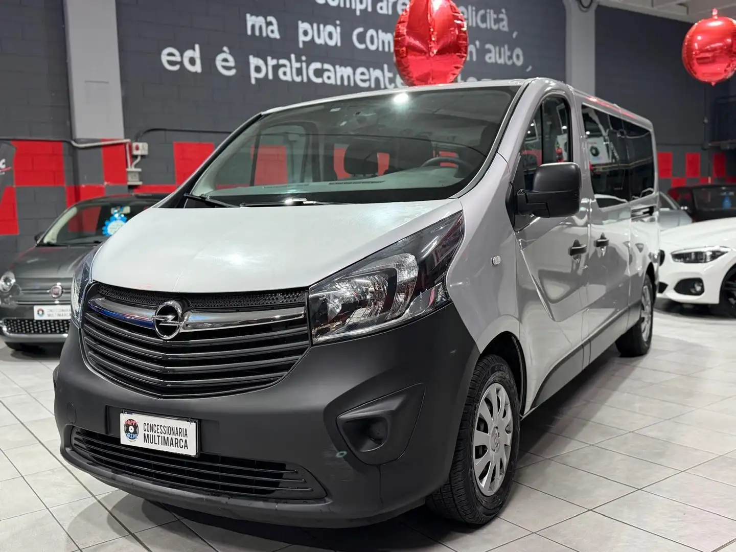 Opel Vivaro 1.6 BiTurbo Diesel EcoFLEX Conbi 125 cv Grau - 1