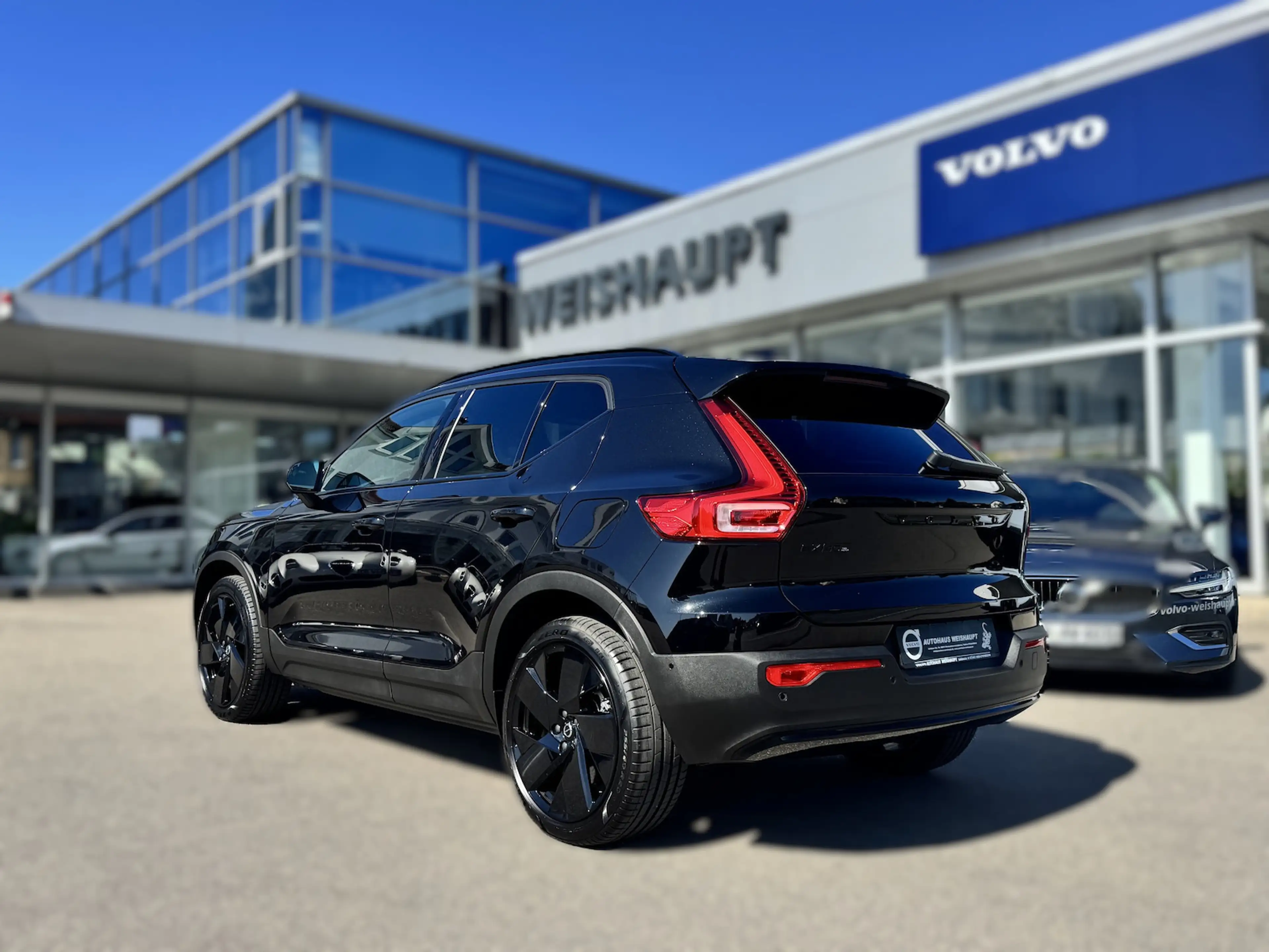 Volvo EX40 AWD*Plus*Black Edition*NP 68830*82kWh*AHK — photo 5