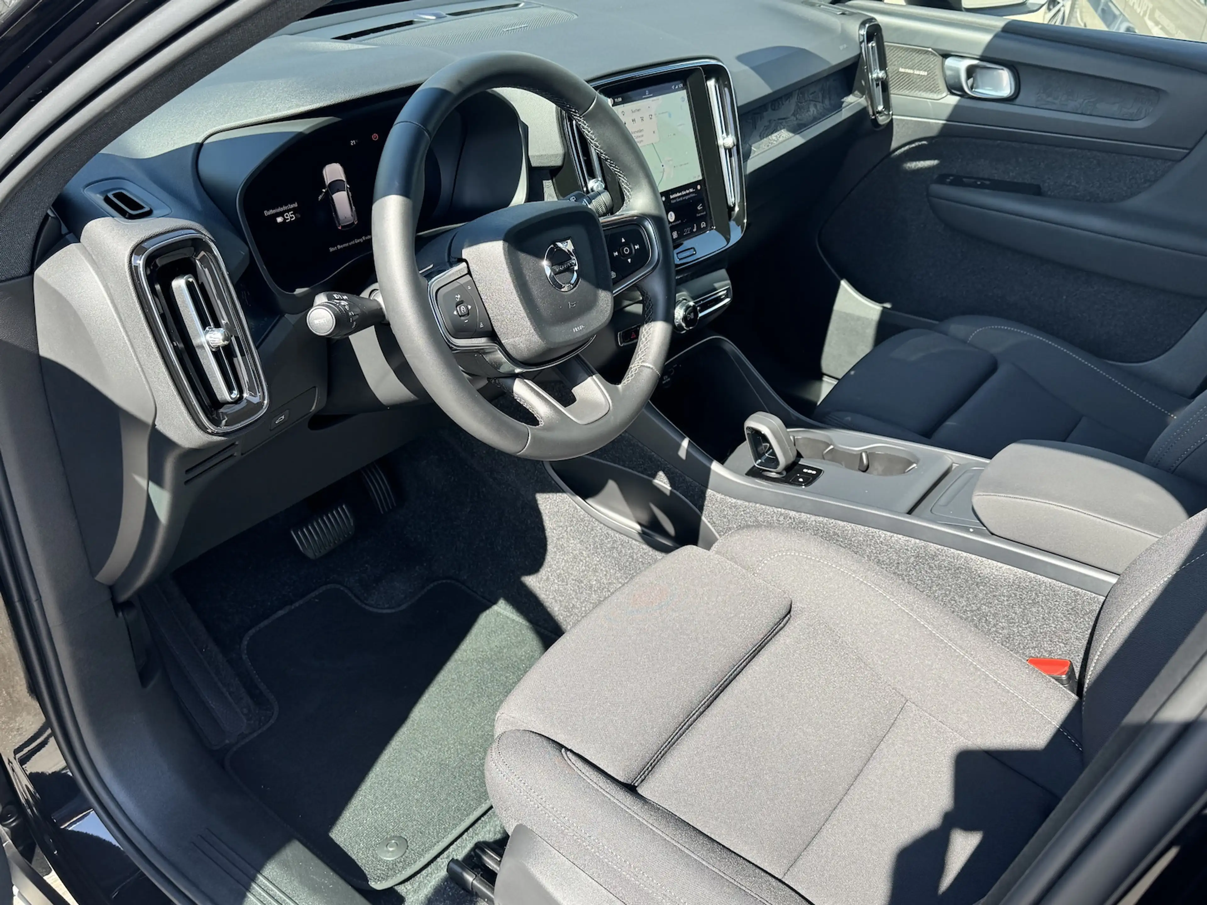 Volvo EX40 AWD*Plus*Black Edition*NP 68830*82kWh*AHK — photo 8