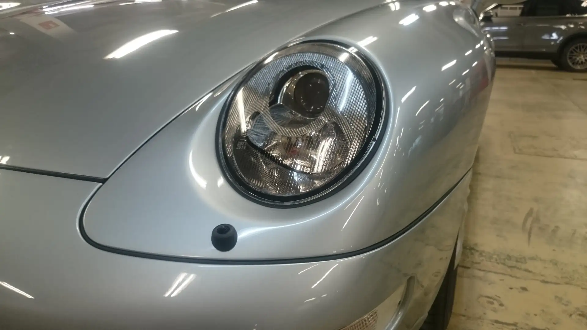 Porsche 993 4 manual Plateado - 2