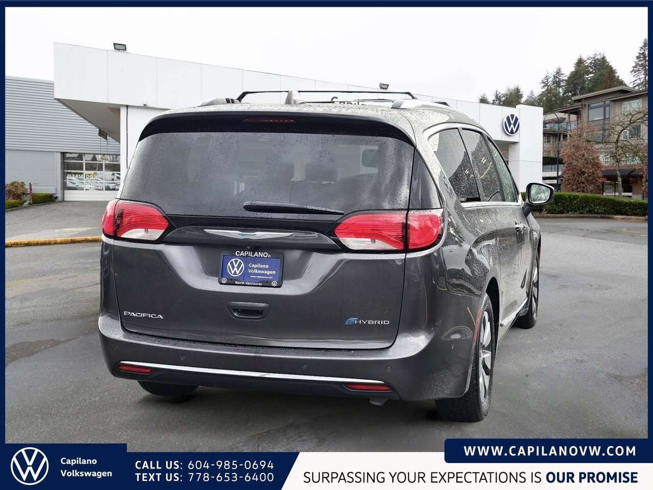 2017 Chrysler Pacifica Platinum Just Arrived! Local Vehicle, Available No — снимка 1