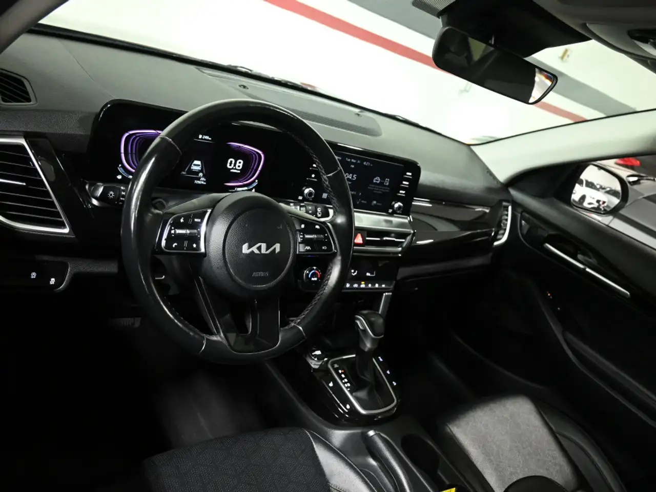 Kia Seltos снимка Kia Seltos