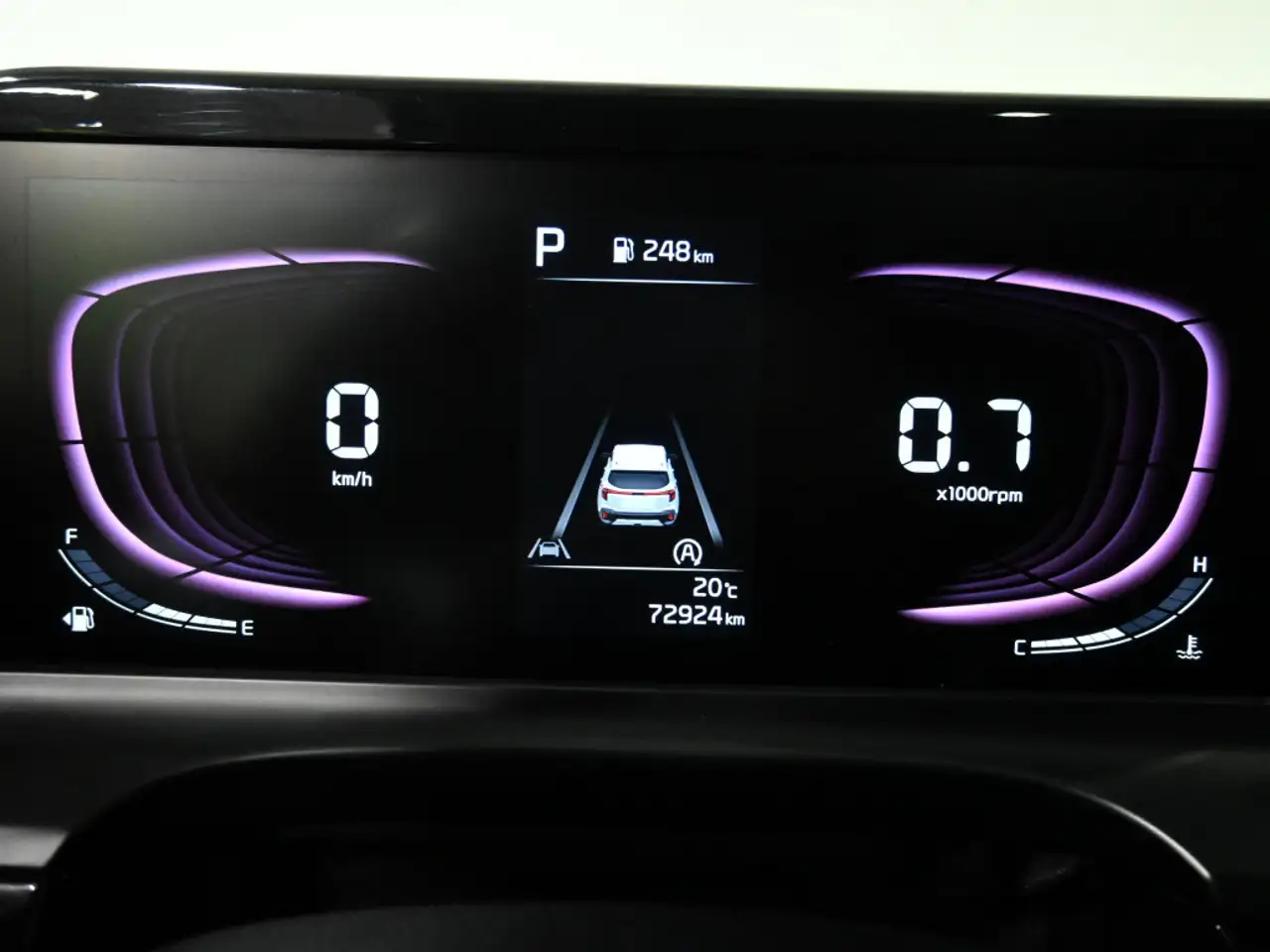 Kia Seltos снимка Kia Seltos