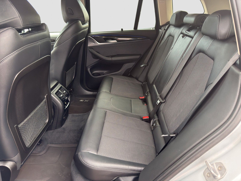 BMW X3 xDrive 20 i xLine — photo 8