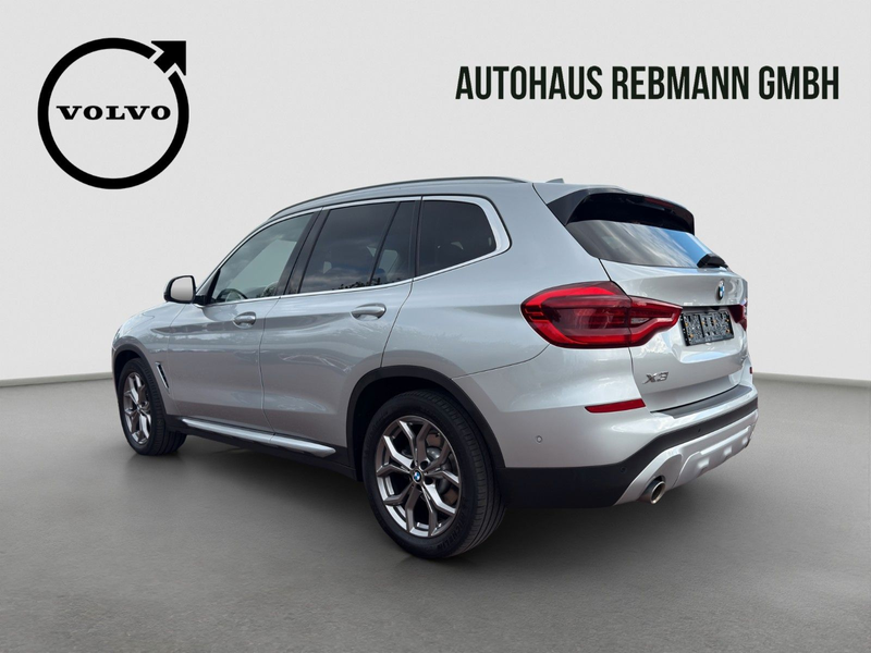 BMW X3 xDrive 20 i xLine — photo 14